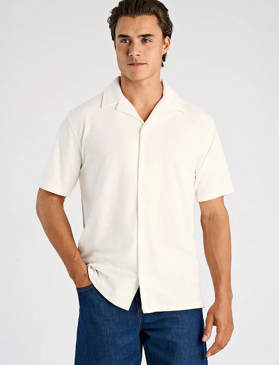 Lindbergh - Relaxed fit towel shirt S/S - short-sleeved shirts - off white - 3