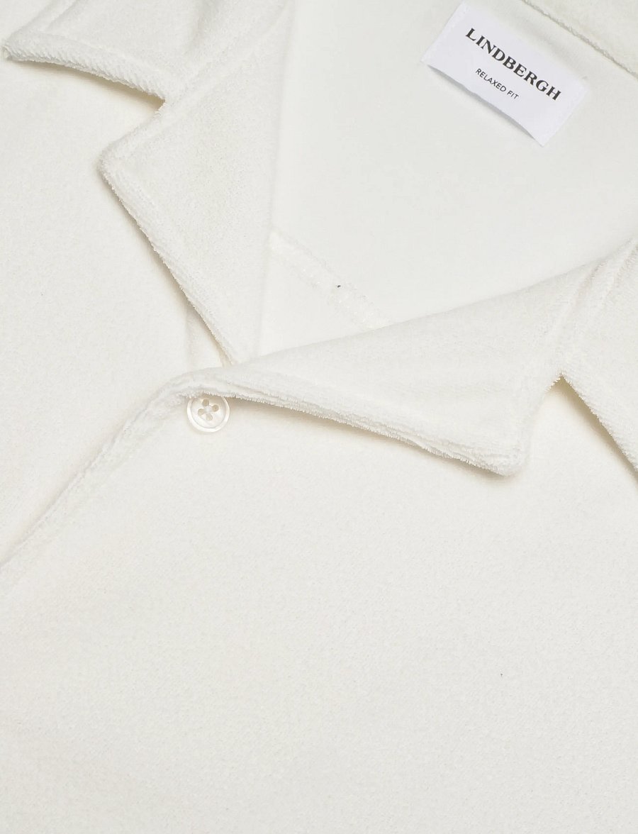 Lindbergh - Relaxed fit towel shirt S/S set - casual shorts - off white - 5