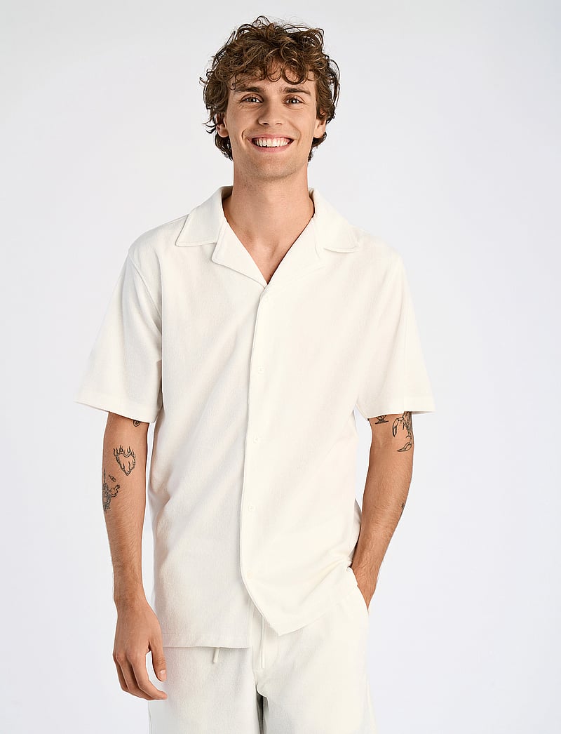 Lindbergh - SS shirt Terry - short-sleeved shirts - pearl white - 0