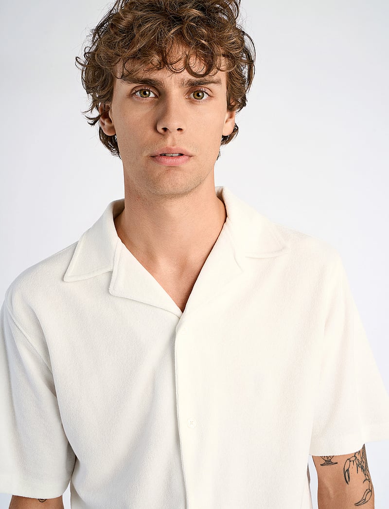 Lindbergh - SS shirt Terry - short-sleeved shirts - pearl white - 5