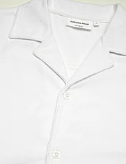 Lindbergh - SS shirt Terry - lyhythihaiset kauluspaidat - white - 6