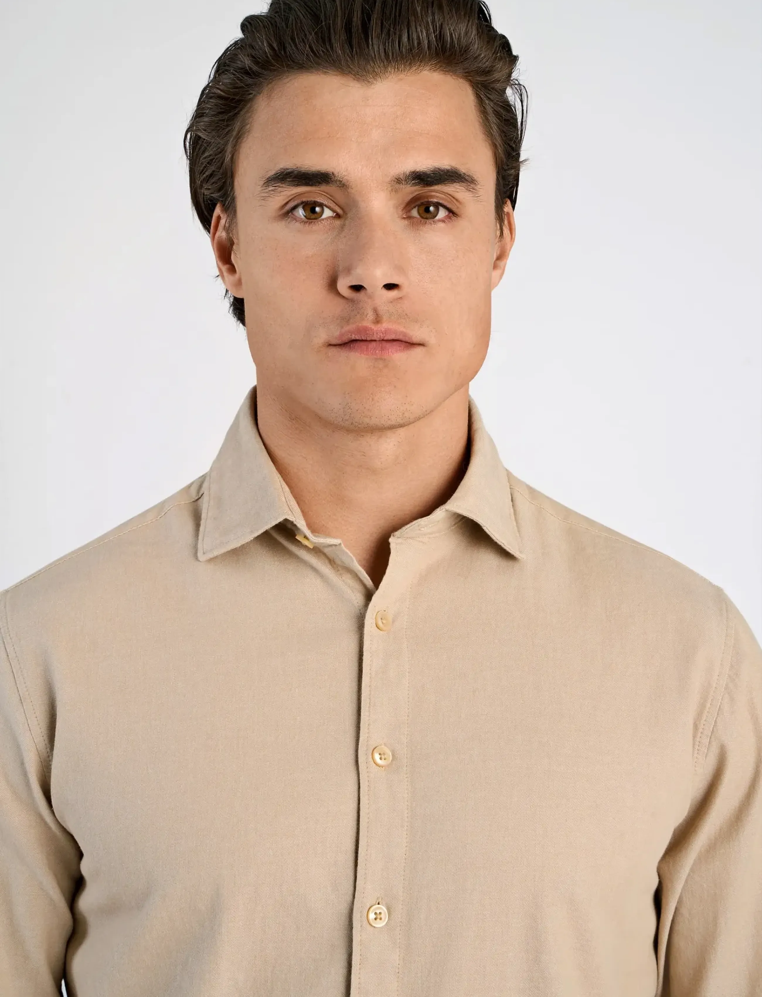 Lindbergh - Soft indigo stretch shirt L/S - casual shirts - sand - 5
