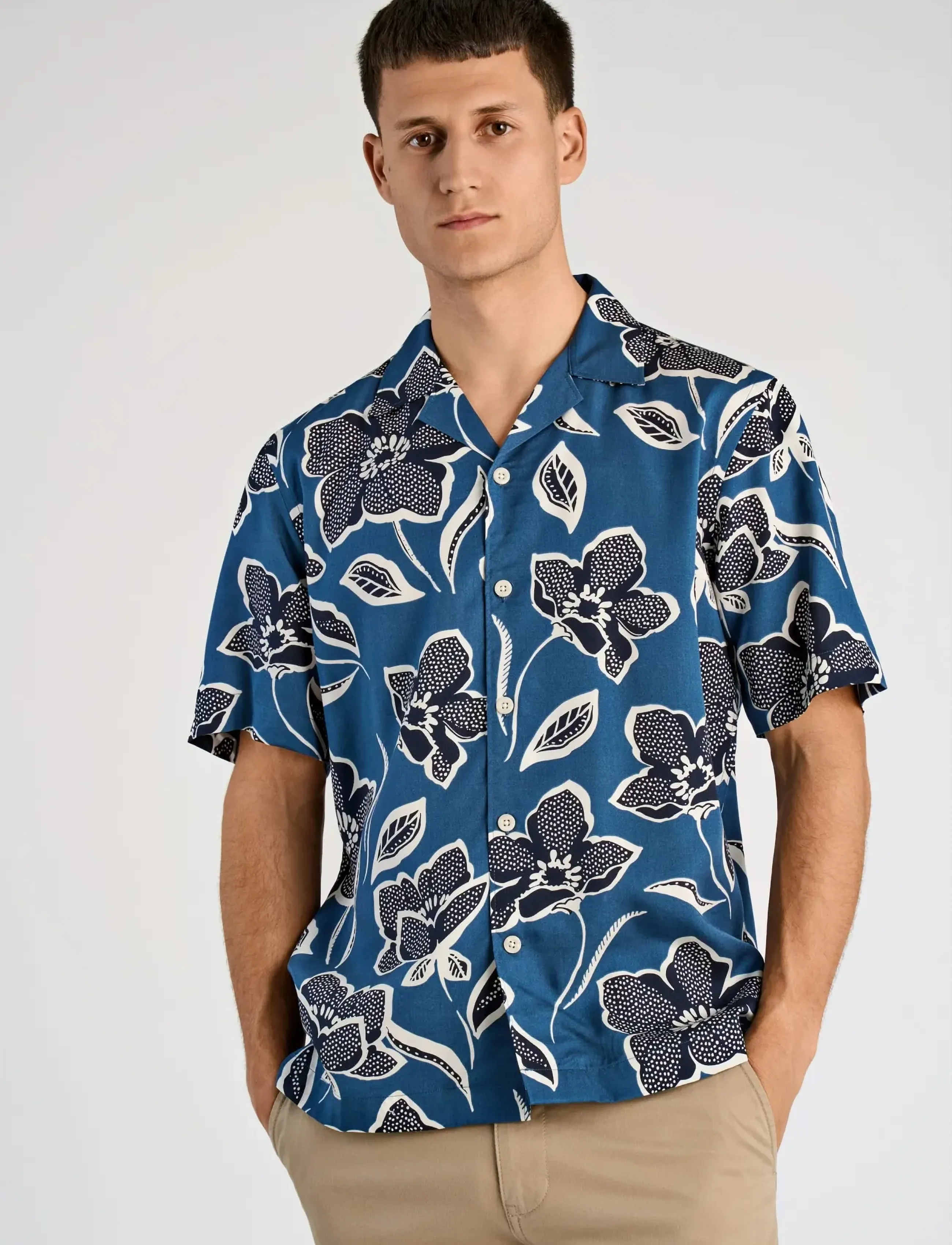 Lindbergh - AOP Lyocell shirt S/S - short-sleeved shirts - indigo blue - 3