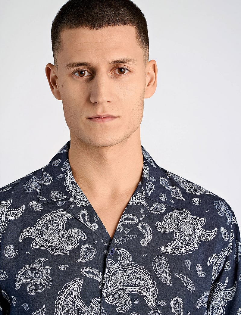 Lindbergh - Resort viscose shirt L/S - casual skjortor - navy - 5