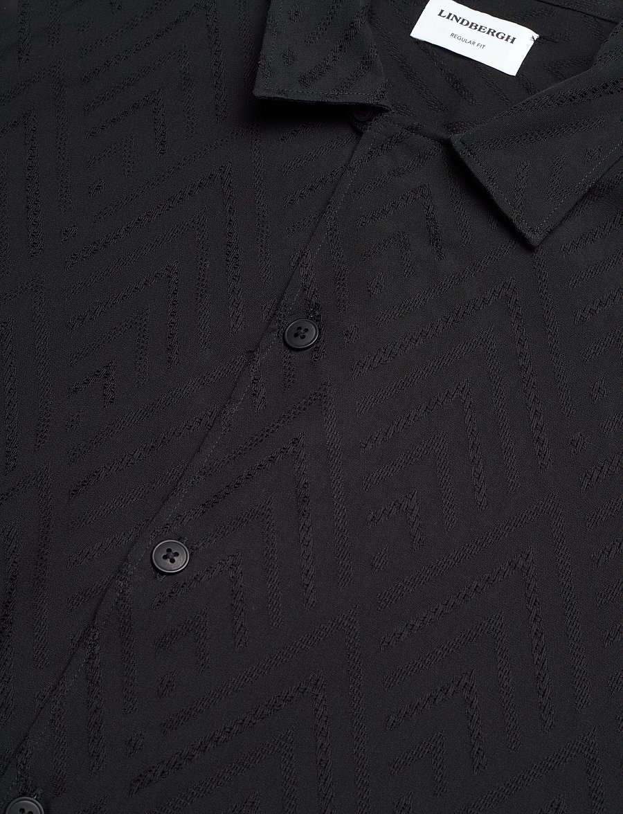 Lindbergh - Textured viscose shirt S/S - kurzarmhemden - black - 3