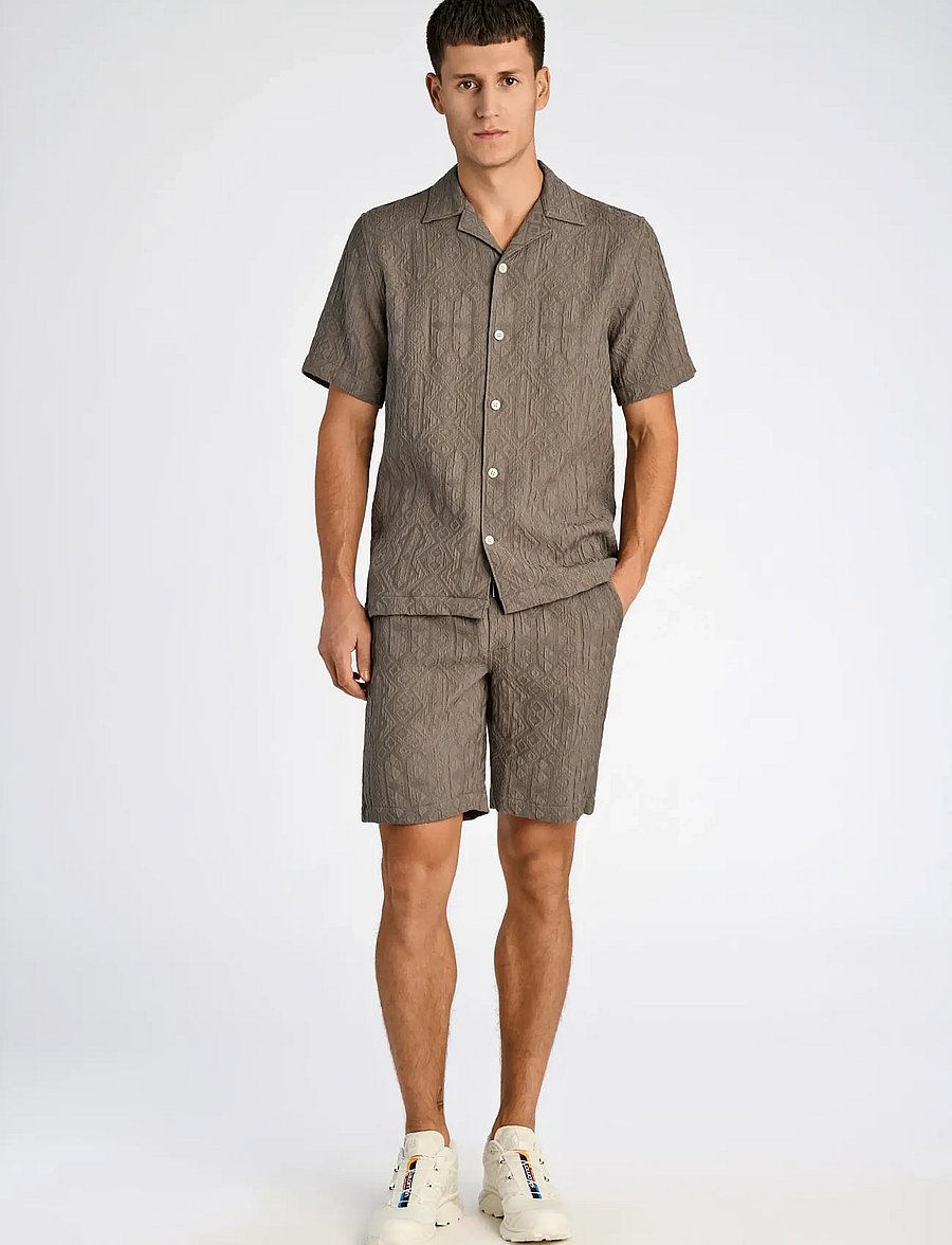 Lindbergh - Textured shirt S/S - short-sleeved shirts - dk khaki - 0