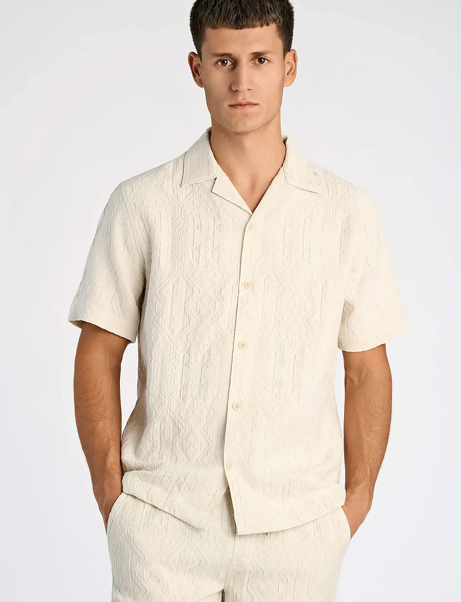 Lindbergh - Textured shirt S/S - short-sleeved shirts - pearl white - 3