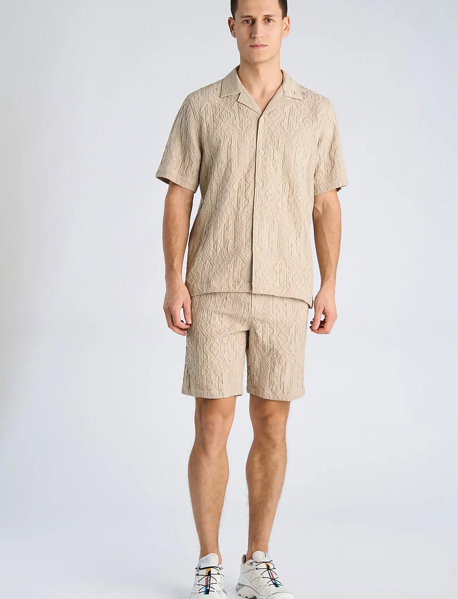 Lindbergh - Textured shirt S/S - short-sleeved shirts - stone - 0