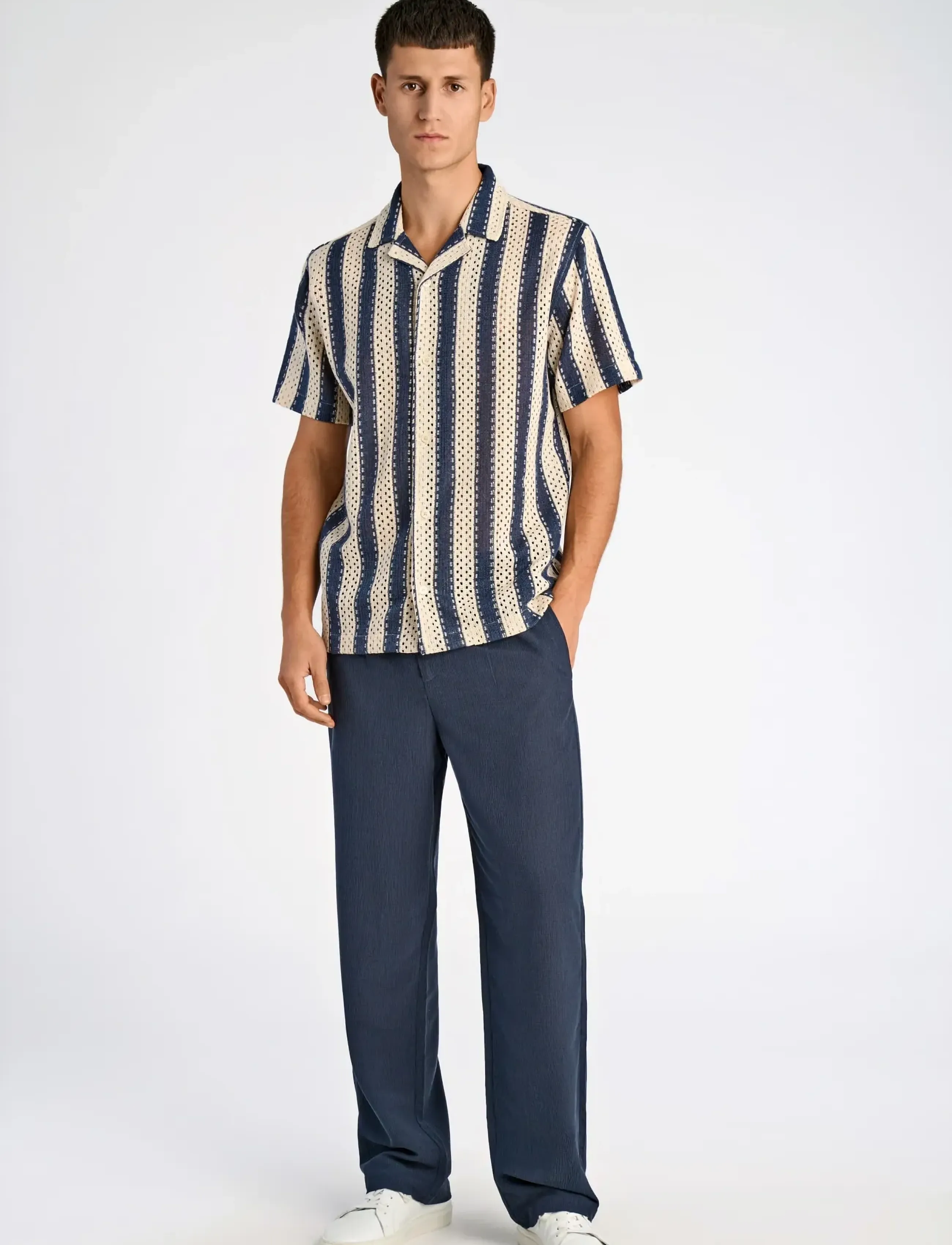 Lindbergh Bold Striped Resort Shirt S/S, Mænd, Stribet Strikket Resort Skjorte, Navy, Str: S