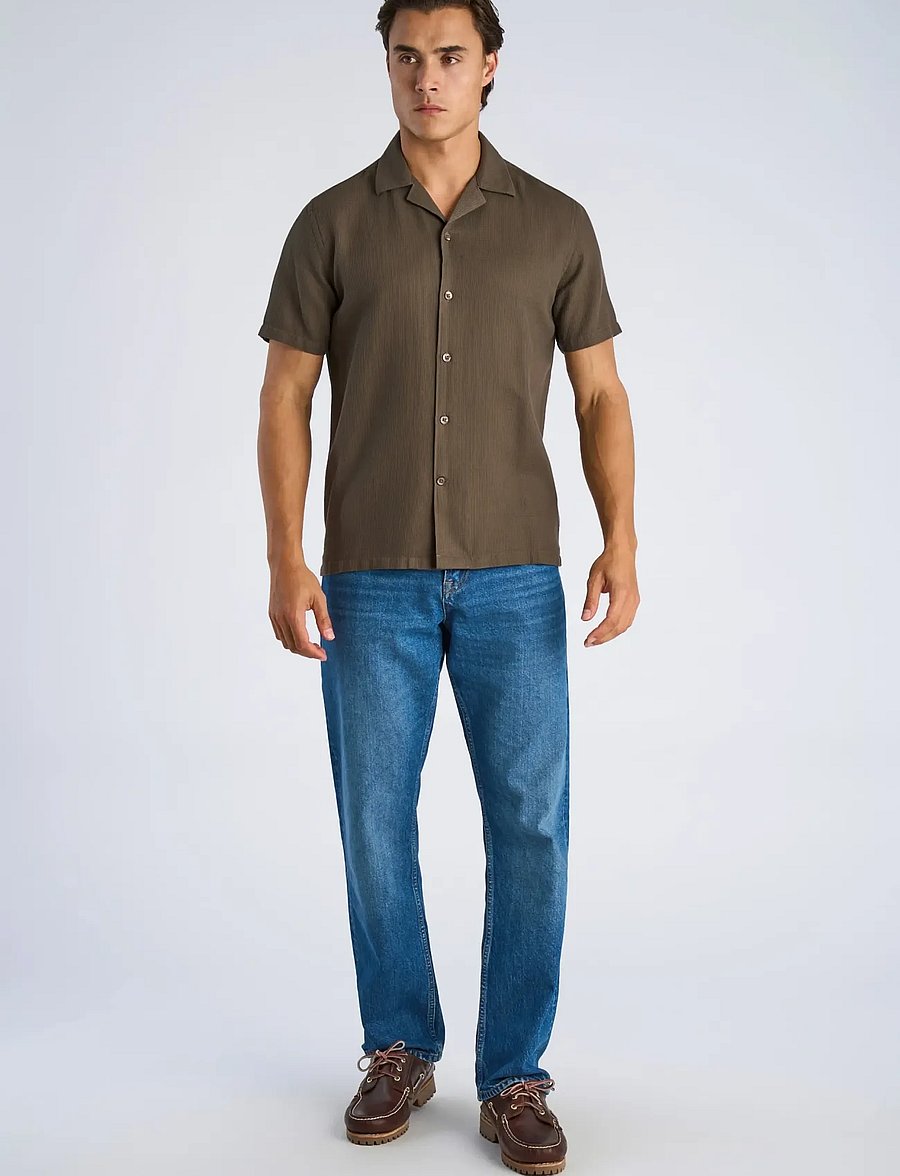 Lindbergh - Solid dobby cotton shirt S/S - kortærmede skjorter - faded brown - 0