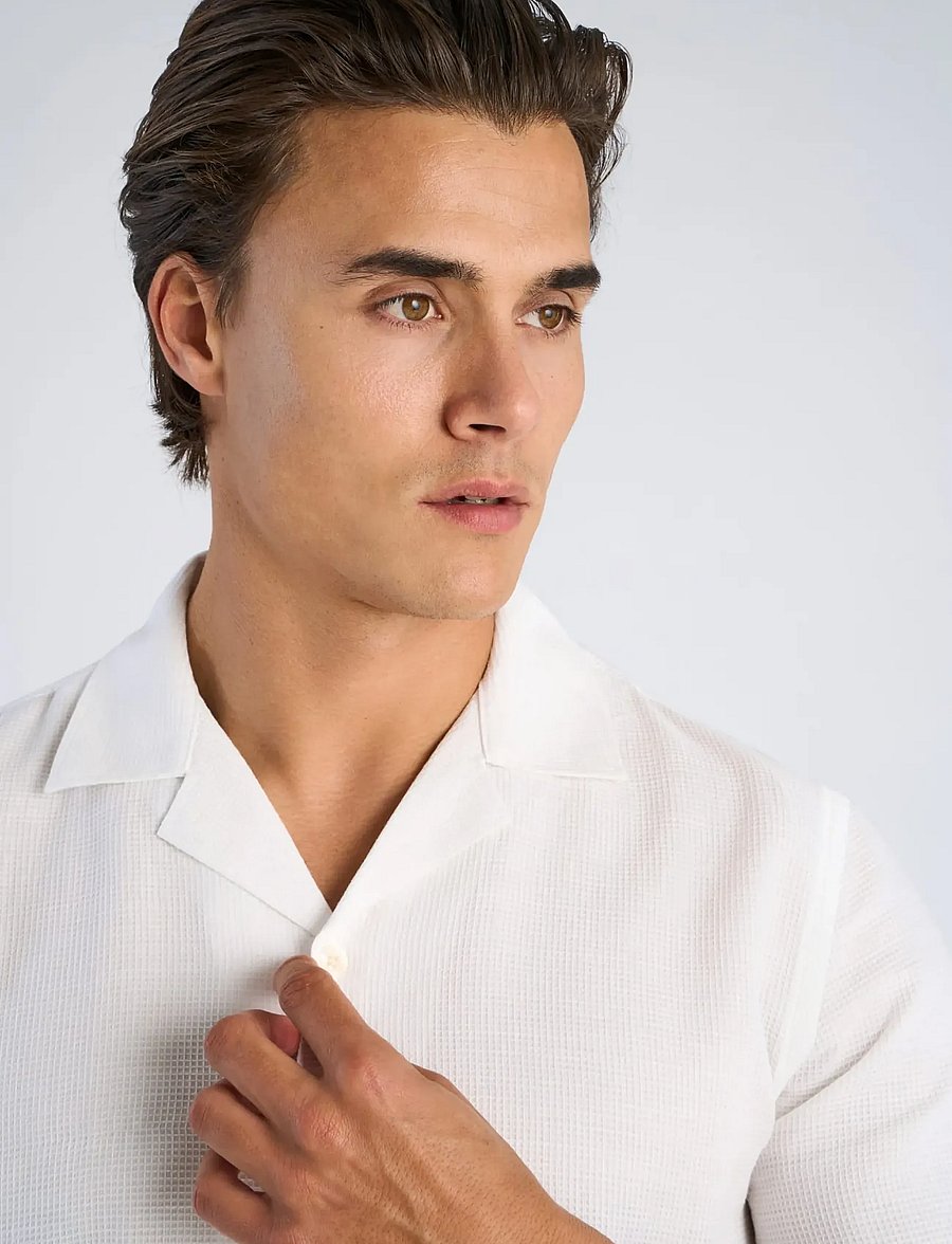 Lindbergh - Solid dobby cotton shirt S/S - kortærmede skjorter - white - 5