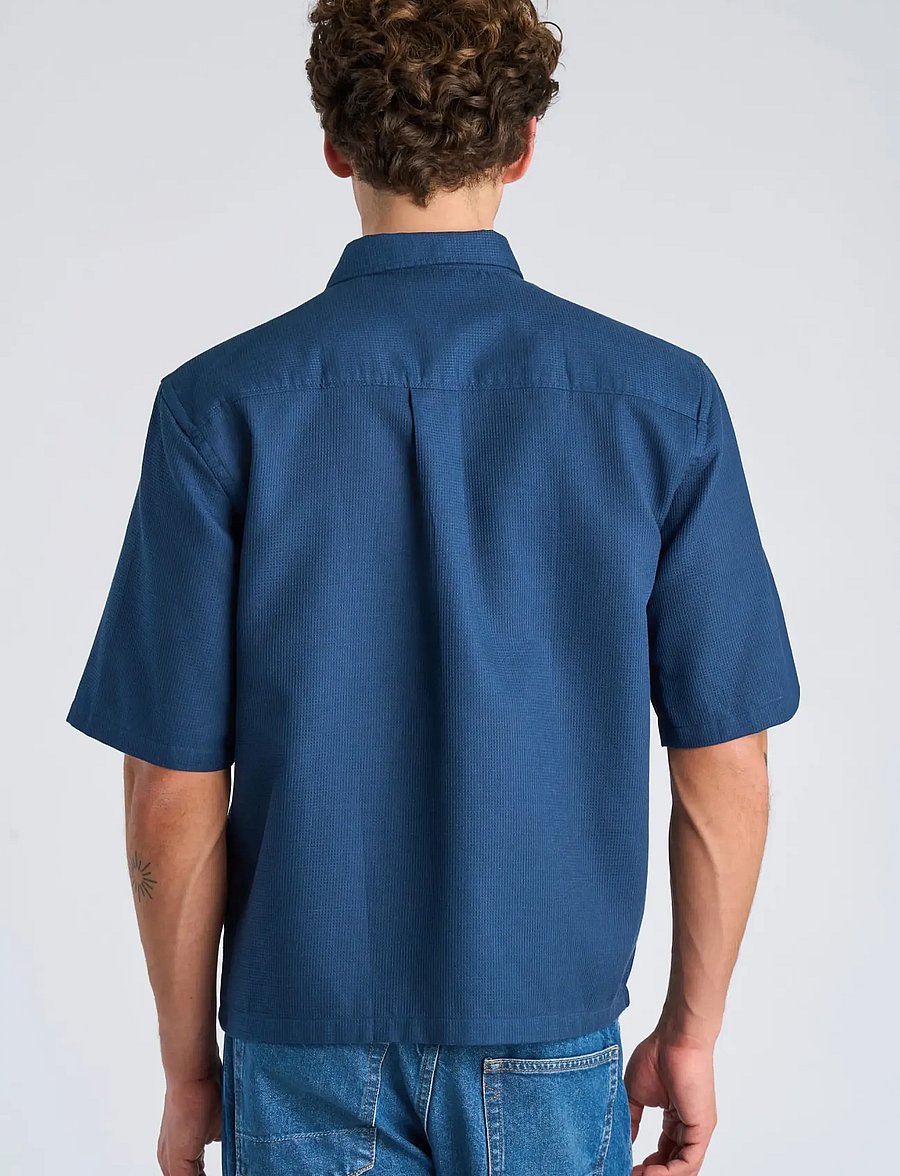 Lindbergh - Solid dobby cotton shirt S/S - kortärmade skjortor - faded blue - 4