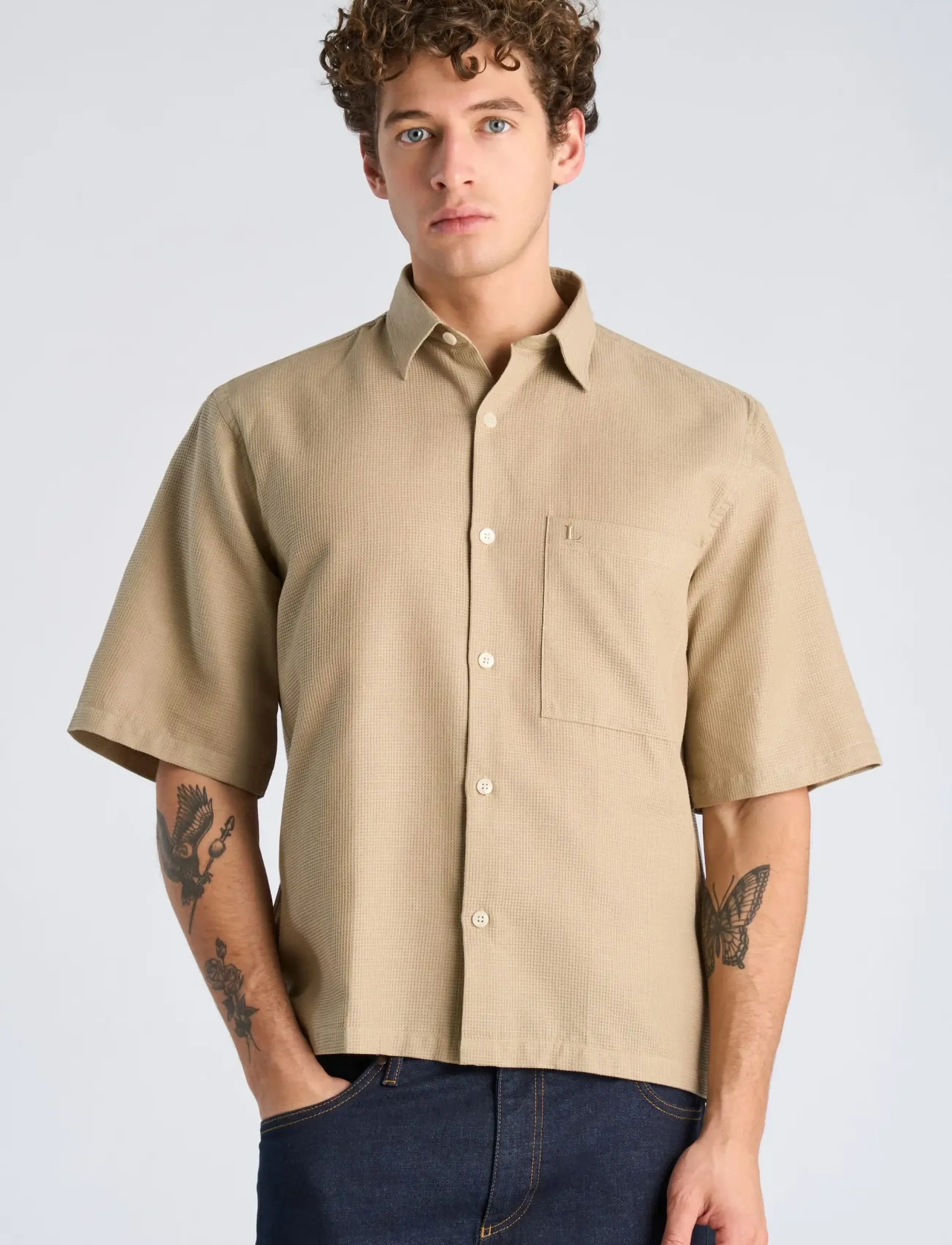 Lindbergh - Solid dobby cotton shirt S/S - kasdienio stiliaus marškiniai - sand - 3