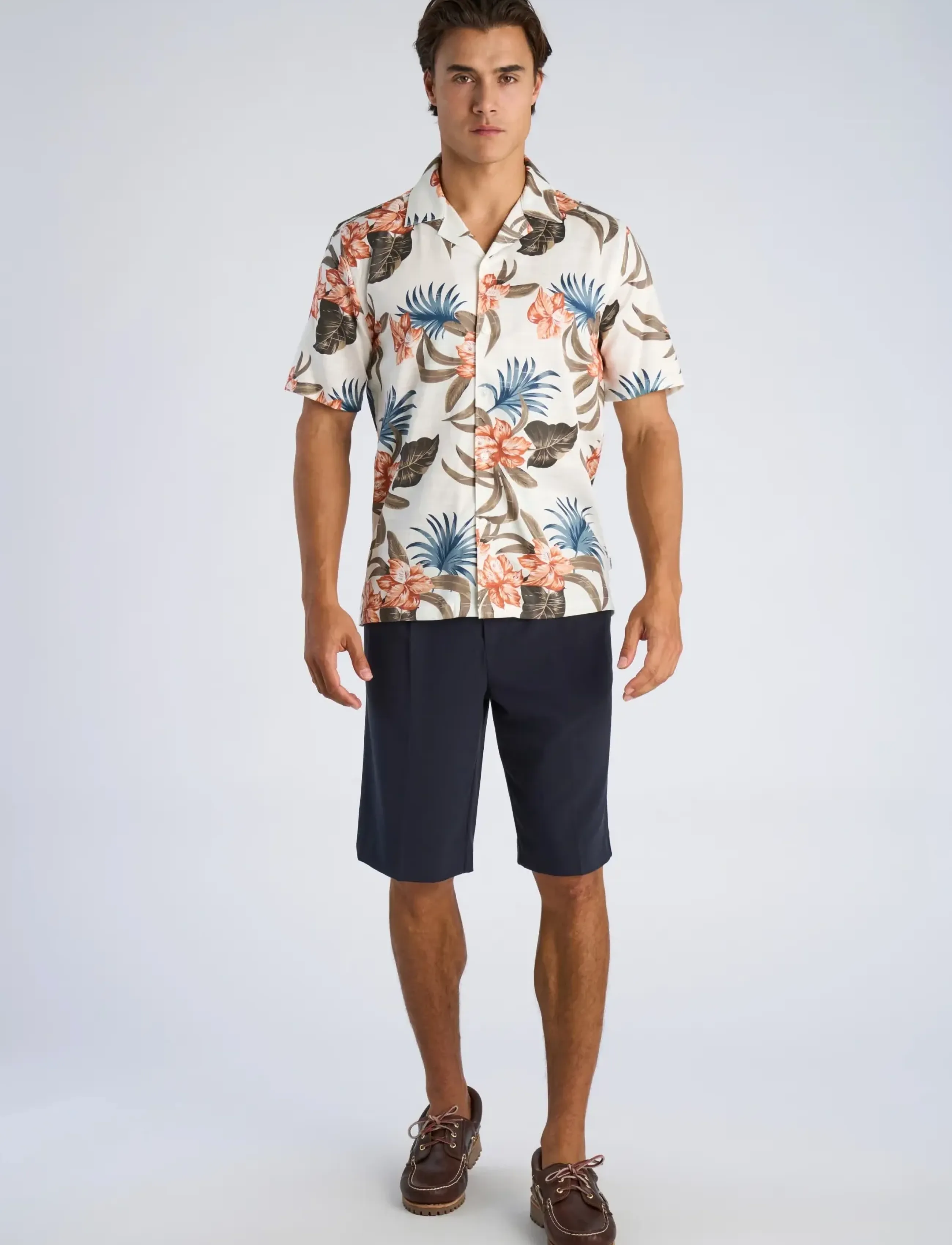 Lindbergh Aop Floral Lyocell Blend Shirt S/S, M, Shirts, Mehrfarbig/gemustert - Casual Männerswear
