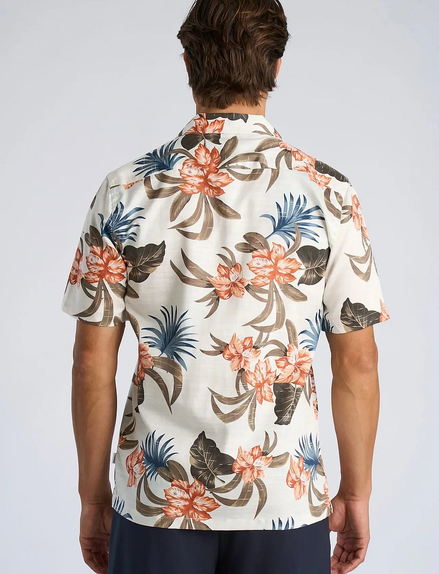 Lindbergh - AOP floral lyocell blend shirt S/S - mustriga särgid - soft coral - 4