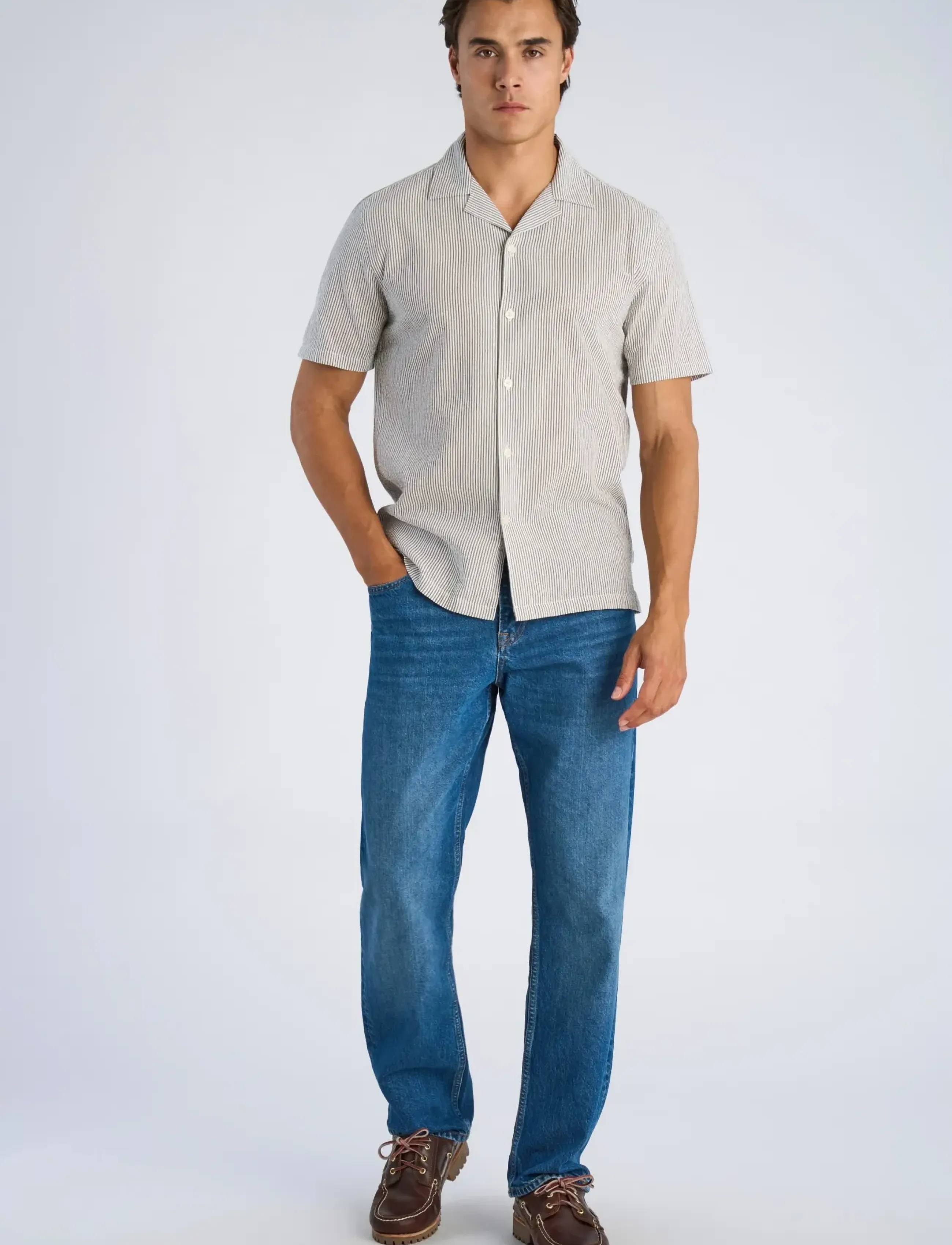 Lindbergh Striped seersucker resort shirt S/S - Skjorter - DK ARMY / green