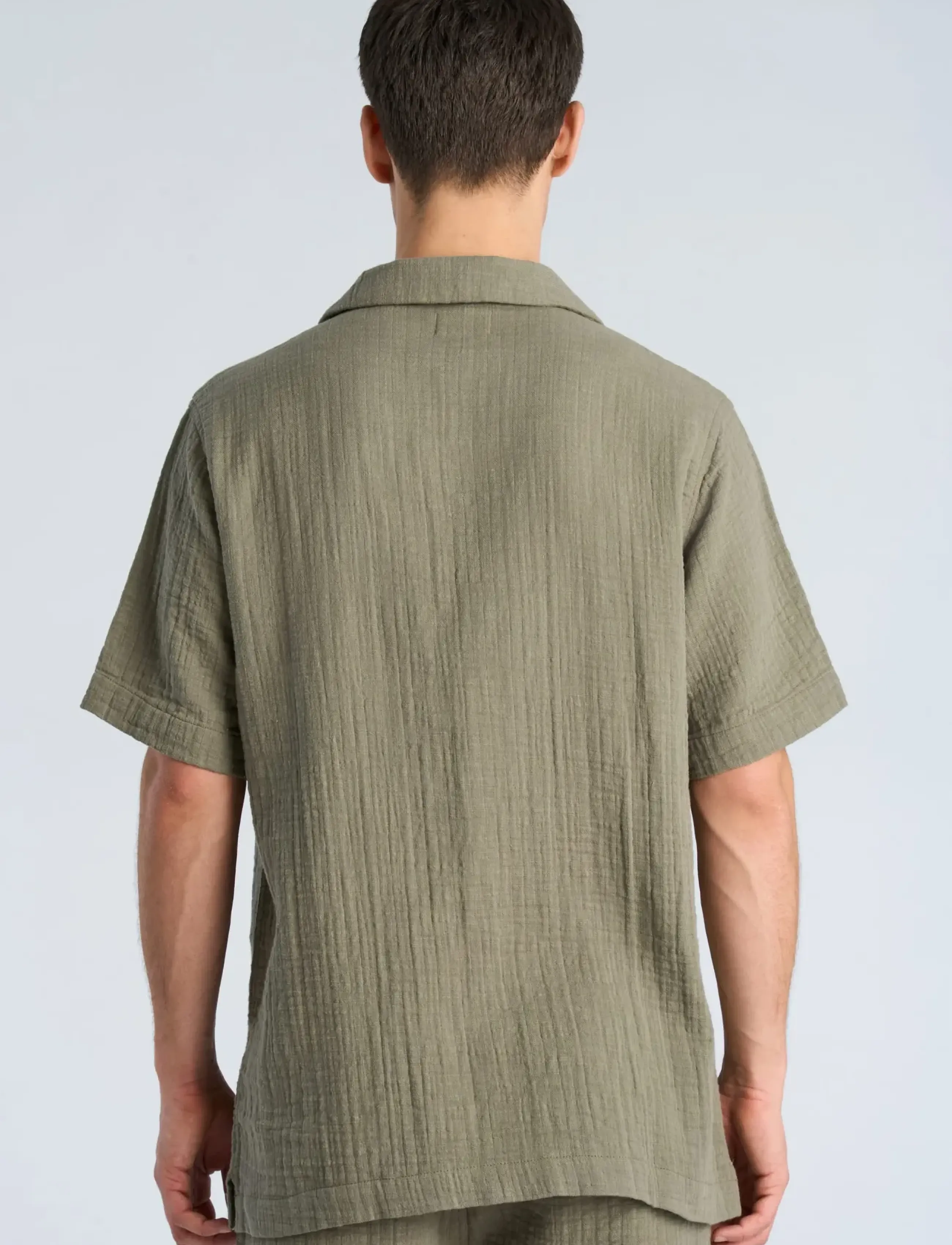 Lindbergh - Cotton muslin resort shirt S/S - kortærmede skjorter - dk khaki - 4