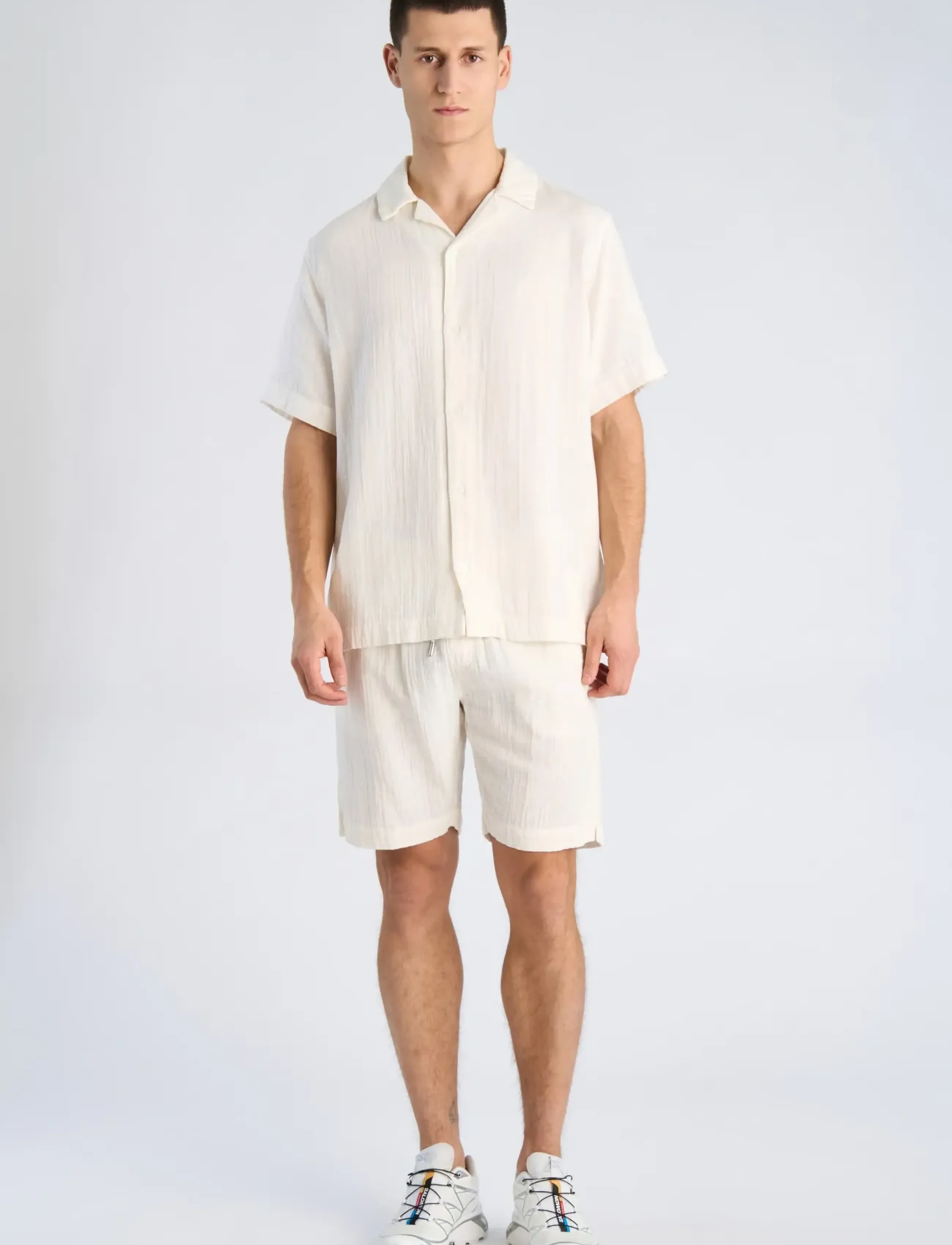 Lindbergh Cotton muslin resort shirt S/S - Casual Hemden - OFF WHITE / white