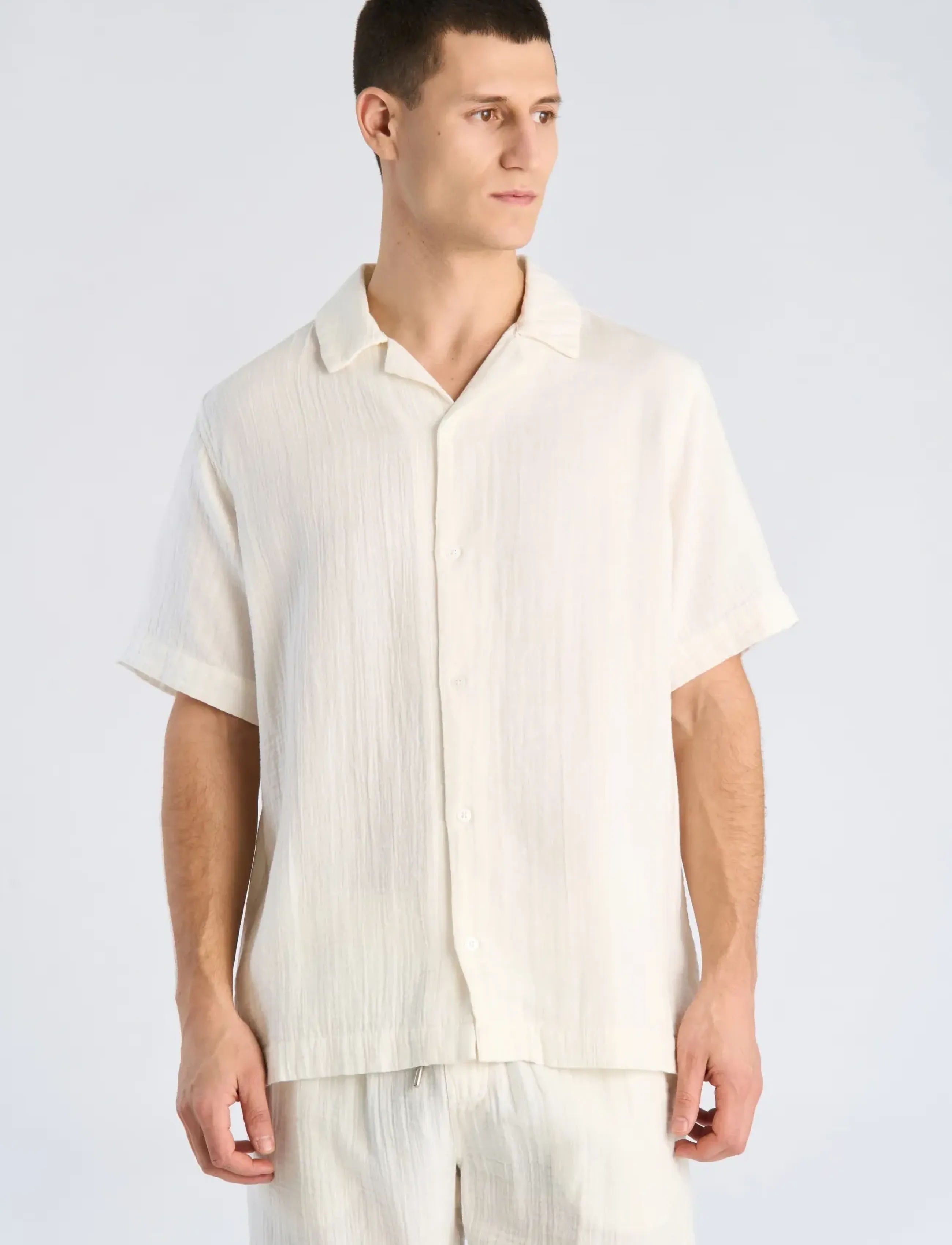 Lindbergh - Cotton muslin resort shirt S/S - kortærmede skjorter - off white - 3