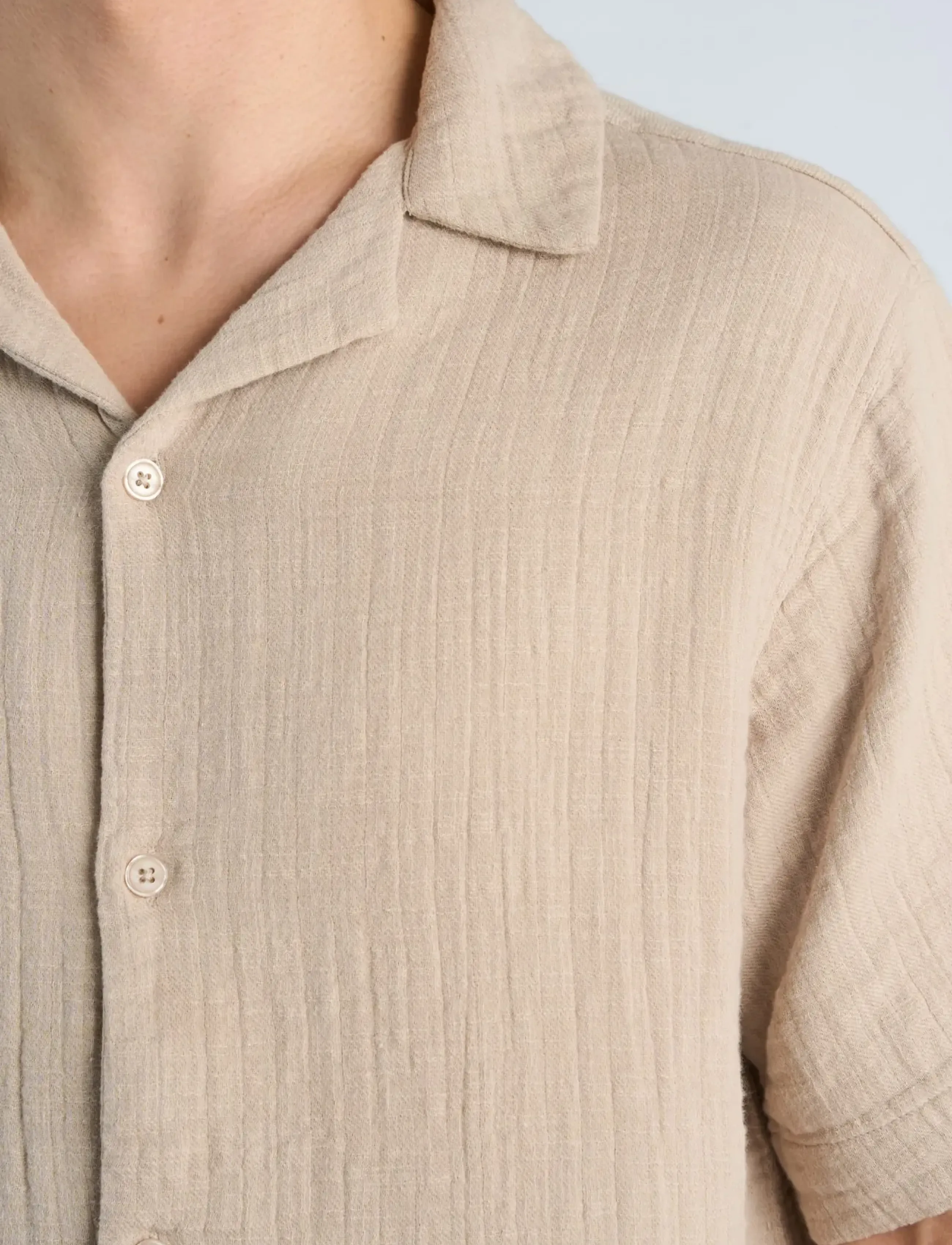 Lindbergh Cotton Muslin Resort Shirt S/S kortärmade skjortor herr – bild 5
