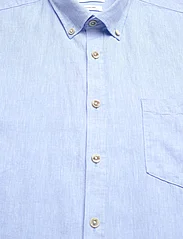Lindbergh - Cotton/linen shirt S/S - hørskjorter - sky blue - 6