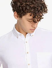 Lindbergh - Cotton/linen shirt S/S - leinenhemden - white - 6