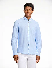Lindbergh - Cotton/linen shirt L/S - hørskjorter - sky blue - 4