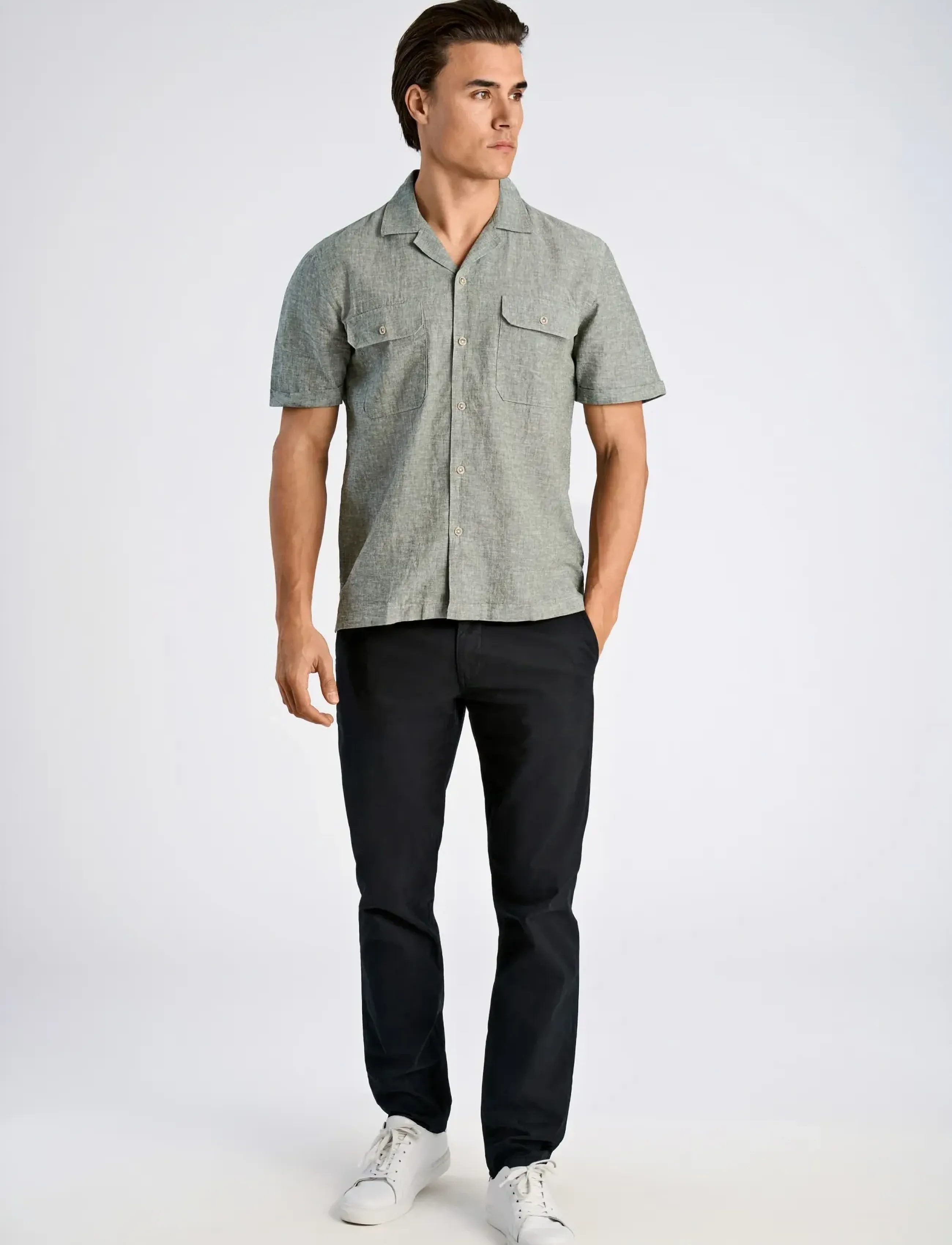 Lindbergh Cotton/linen resort shirt S/S - Näytä kaikki - ARMY / green