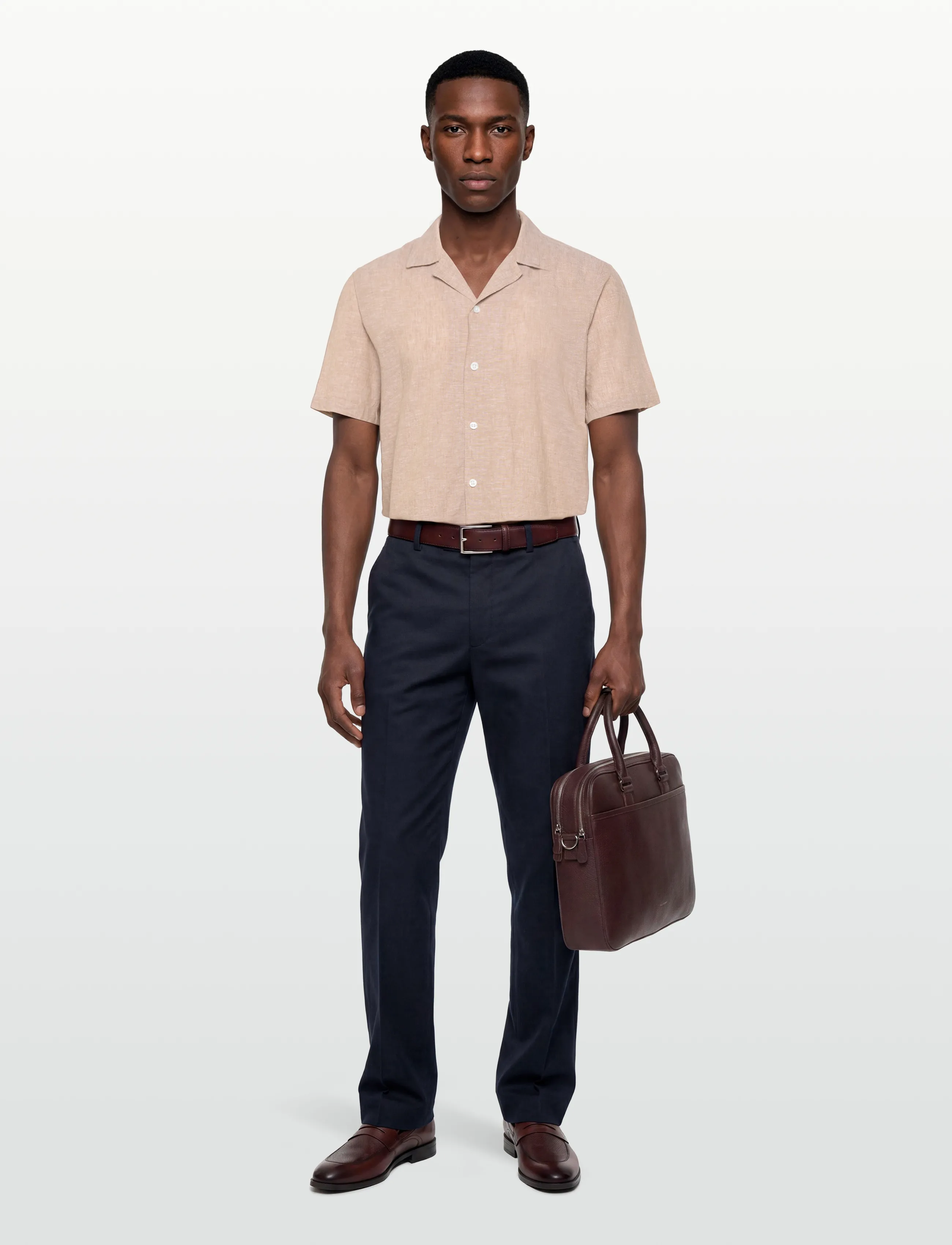 Lindbergh Casual linen blend resort S/SCasual linen blend resort S/S - Kollektioner - SAND / beige