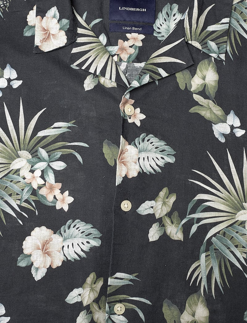 Lindbergh - Linen blend AOP S/S shirt - black - 2