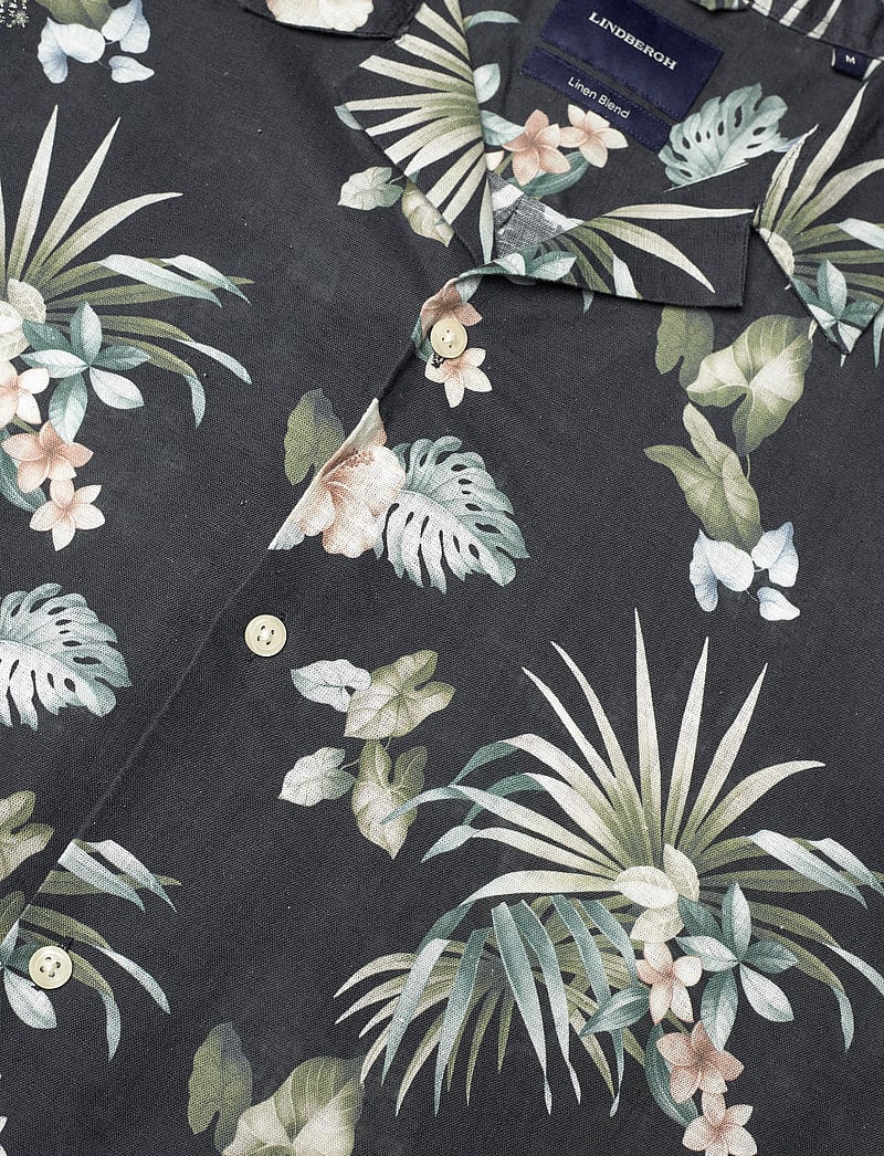 Lindbergh - Linen blend AOP S/S shirt - black - 3