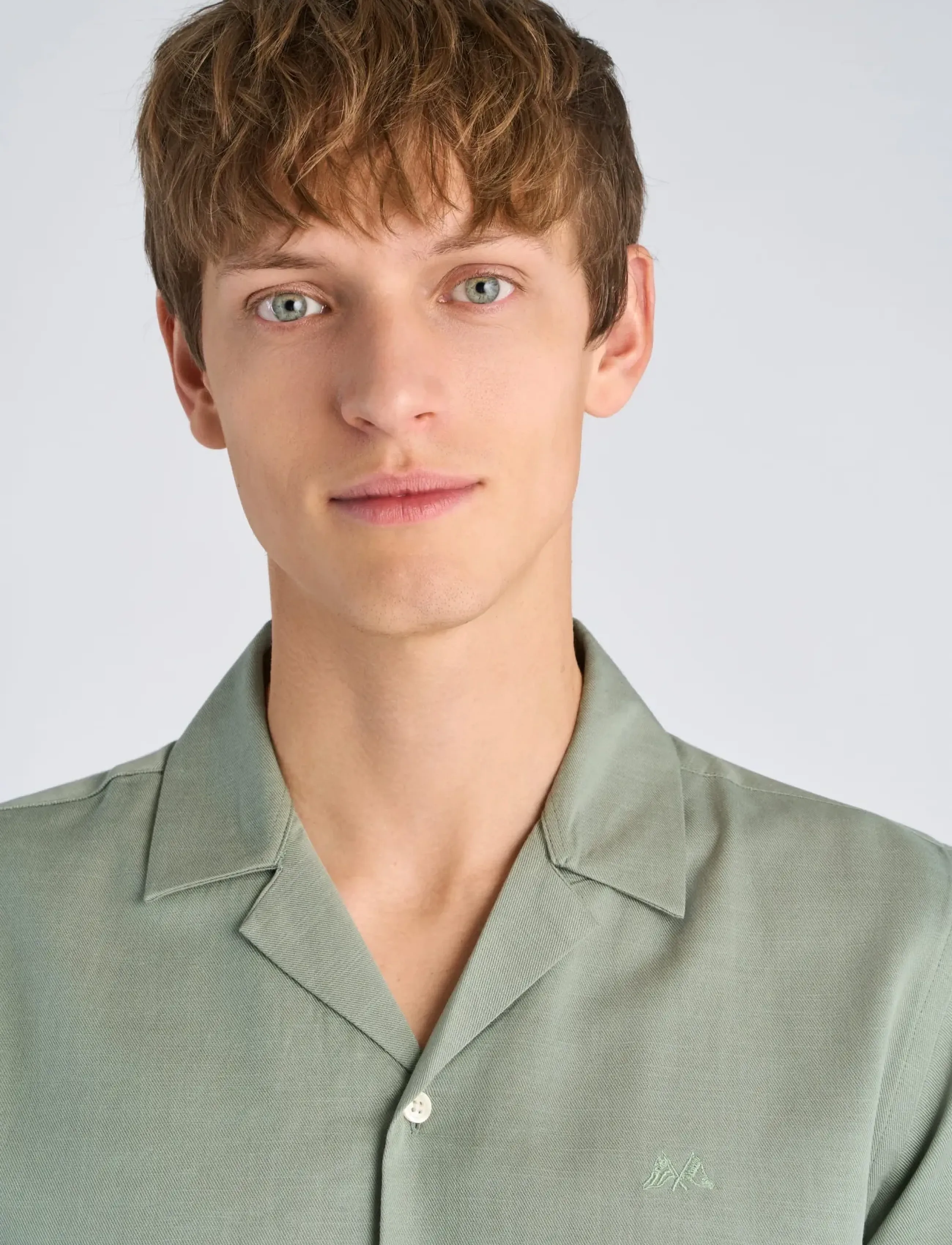 Lindbergh - Cotton / Lyocell blend resort shirt - kortærmede skjorter - faded green - 5