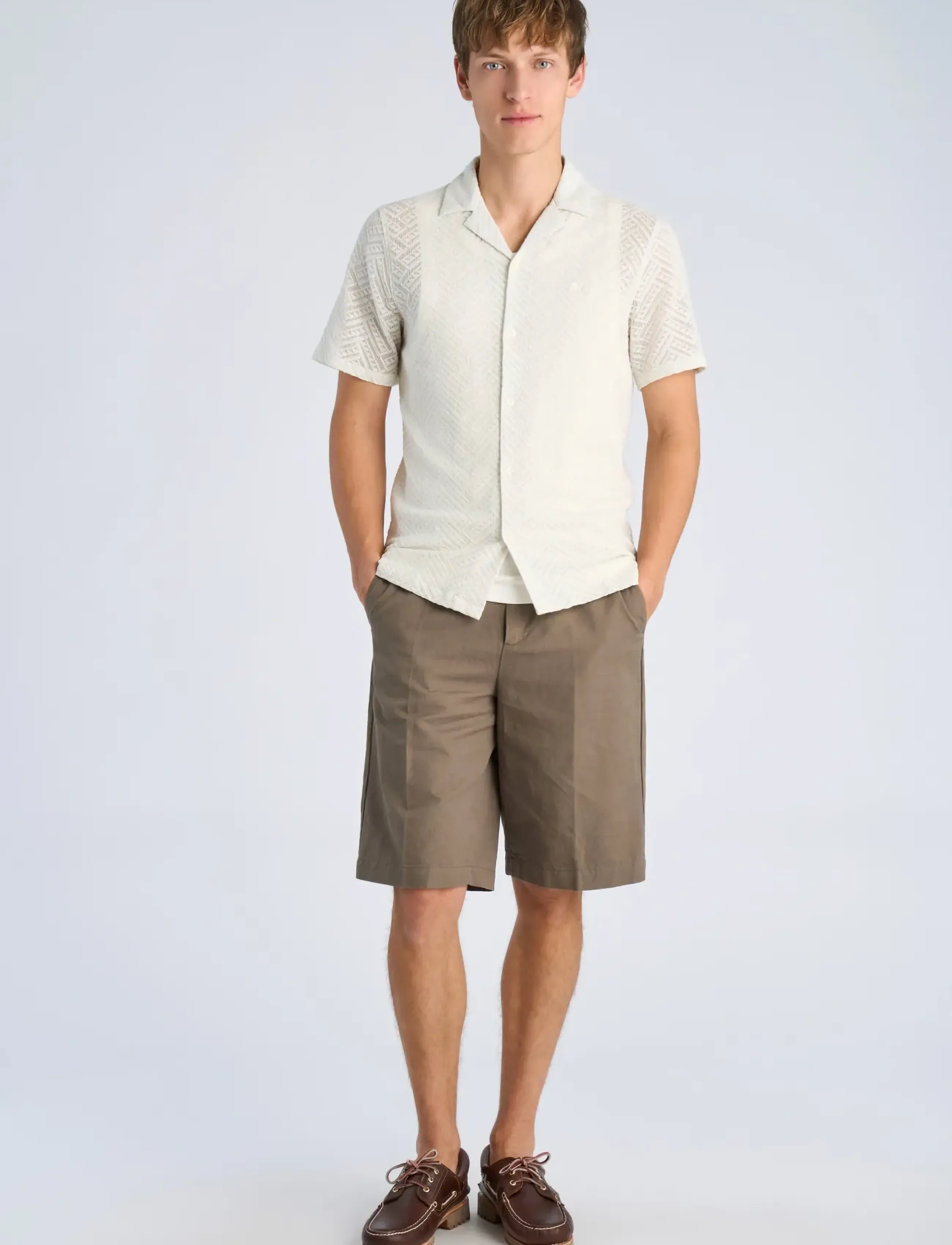 Lindbergh Texture resort shirt S/S - Hemden - SMOKE WHITE / white