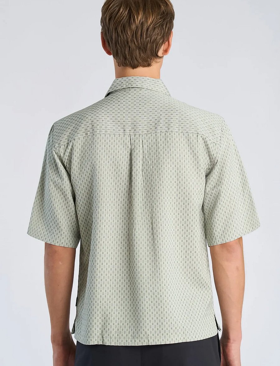 Lindbergh - Structure resort shirt S/S - lühikeste varrukatega särgid - faded green - 4