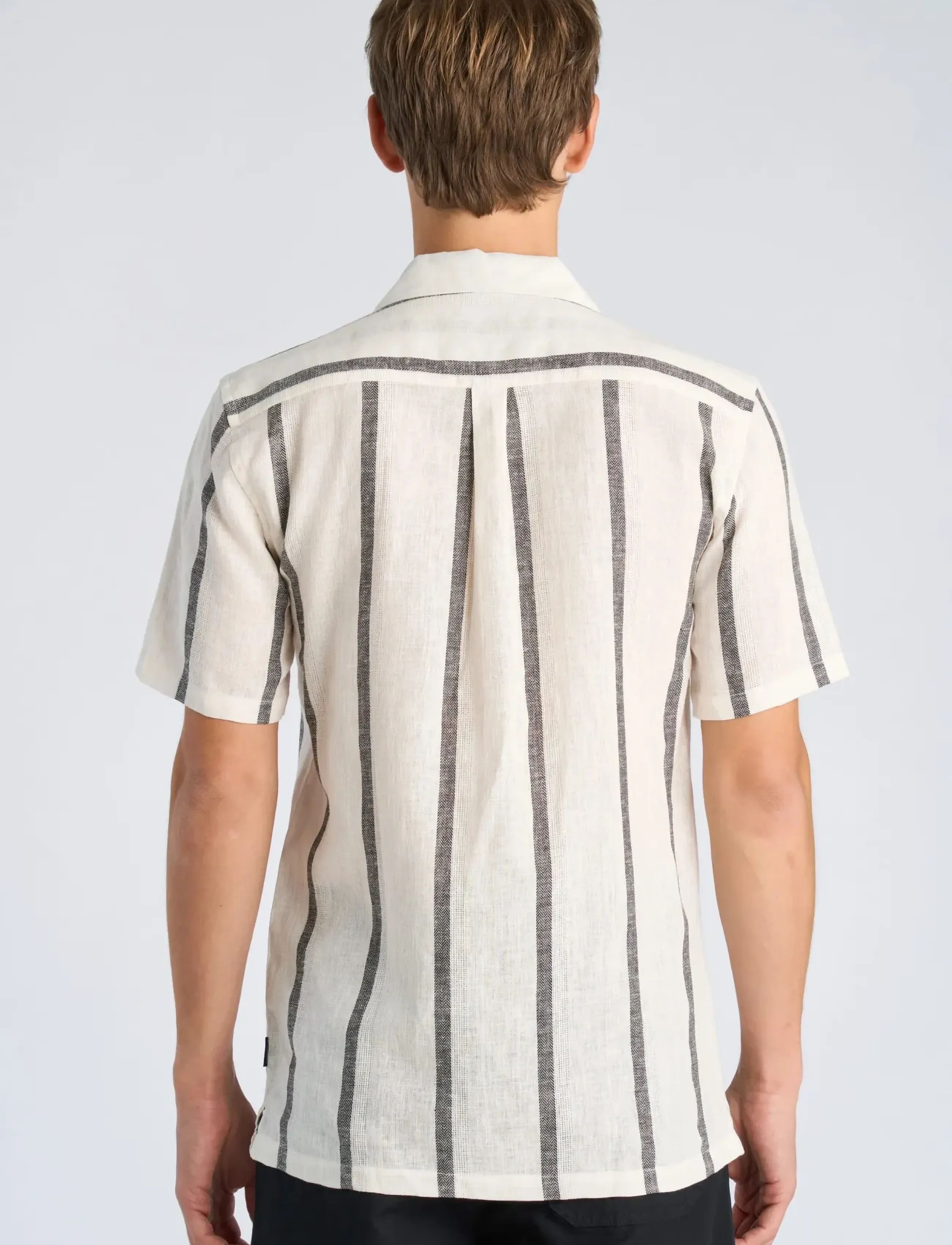 Lindbergh - Structure stripe shirt S/S - randiga skjortor - off white - 4