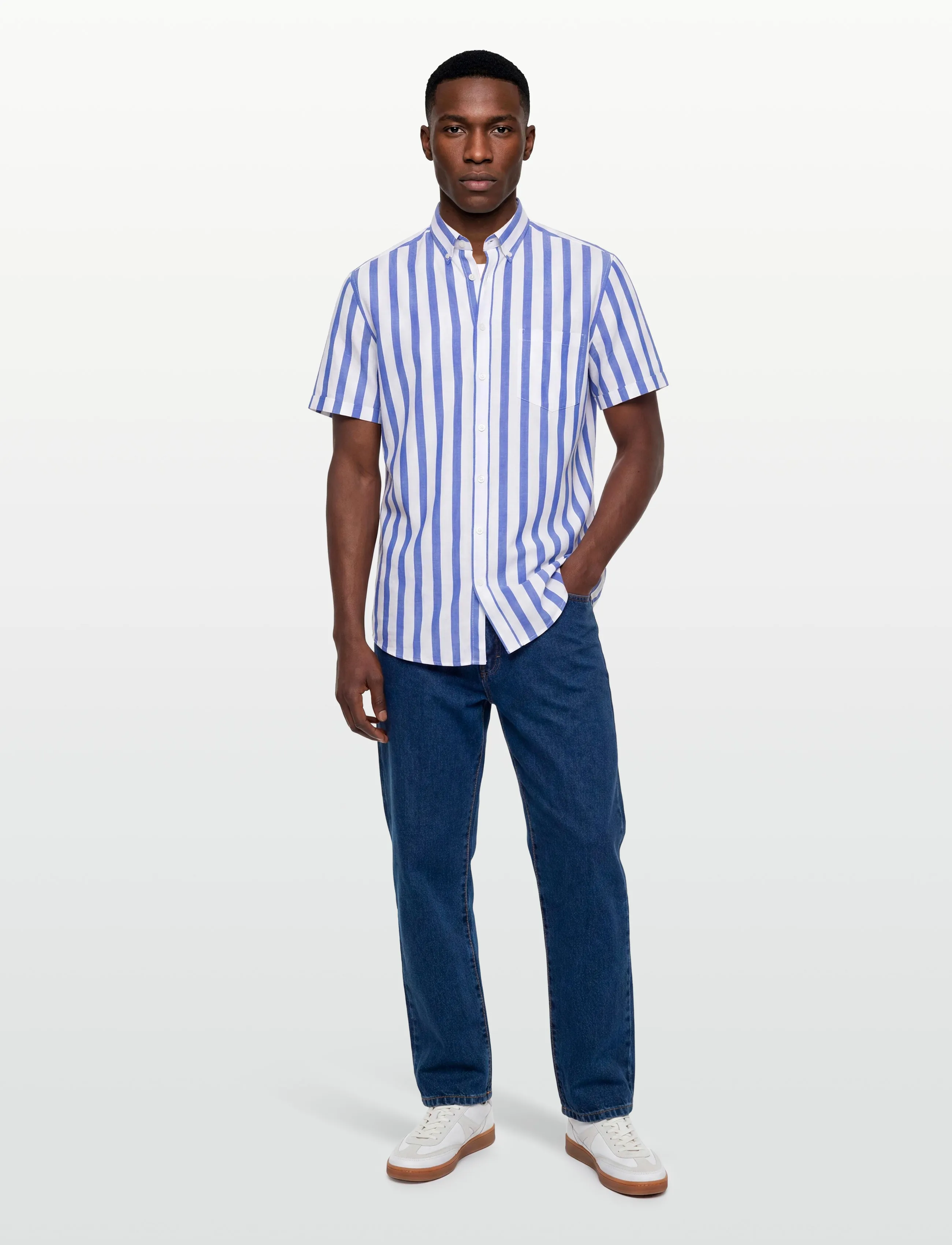 Lindbergh Striped Cotton/Linen Shirt S/Sstriped Cotton/Linen Shirt S/S, L, Blue, Skjorter > Kortærmede Shirts, Herre