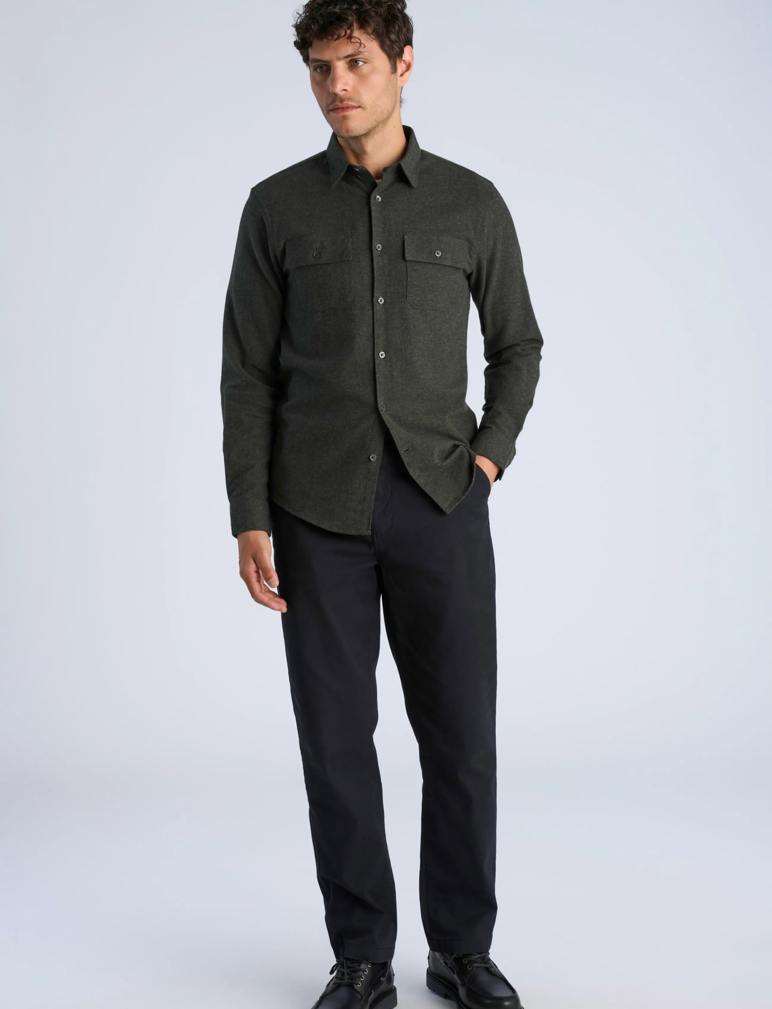 Lindbergh - Brushed cotton shirt L/S - män - army - 0