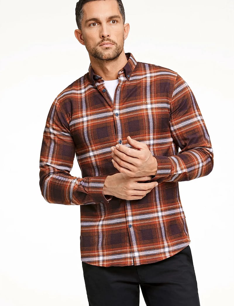 Lindbergh - Brushed checked shirt L/S - flanellskjortor - dk burgundy - 3