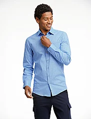 Lindbergh - AOP plain stretch shirt L/S - casual skjortor - lt blue - 4