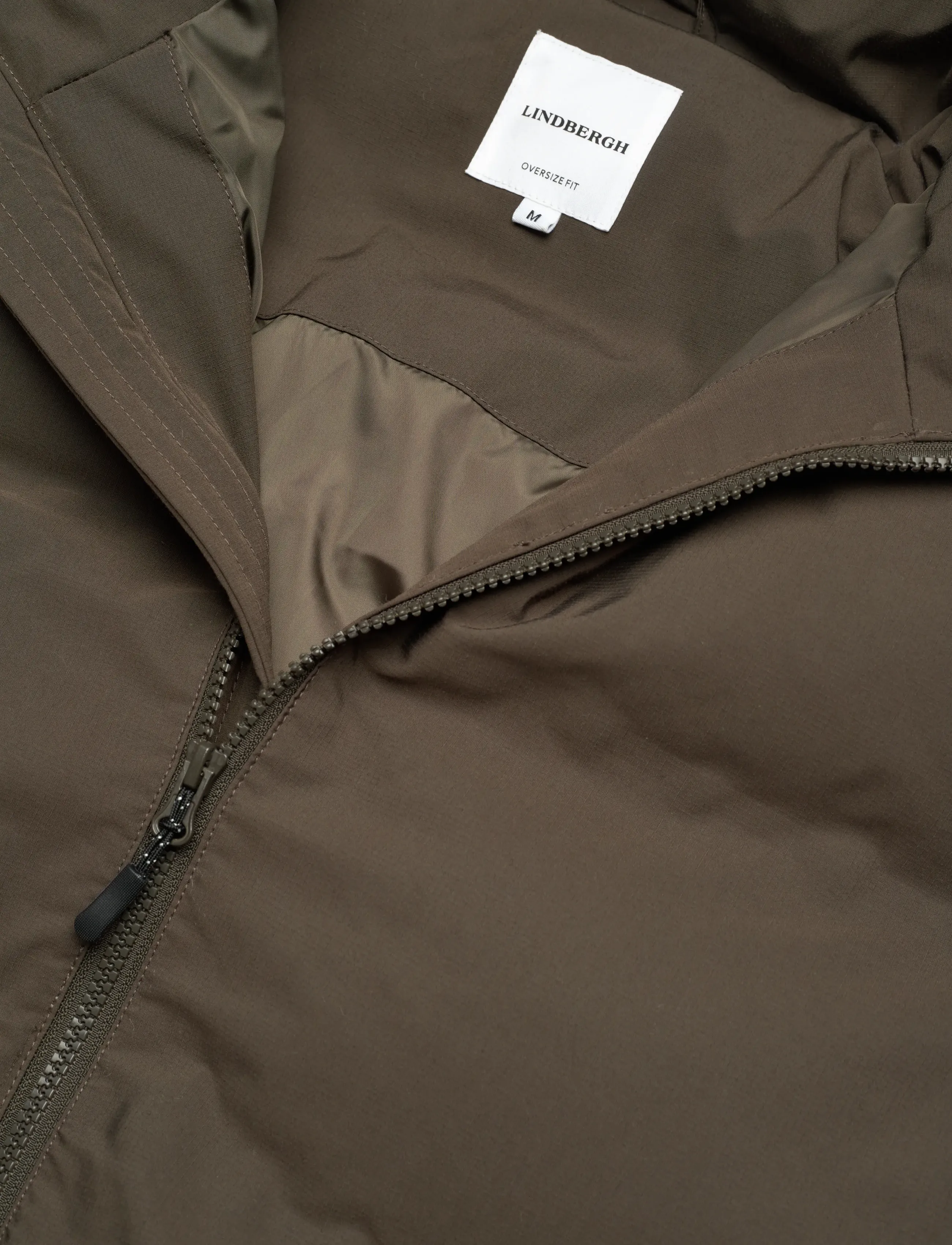 Lindbergh - Cropped seamless puffer jacket - down jackets - dk army - 2