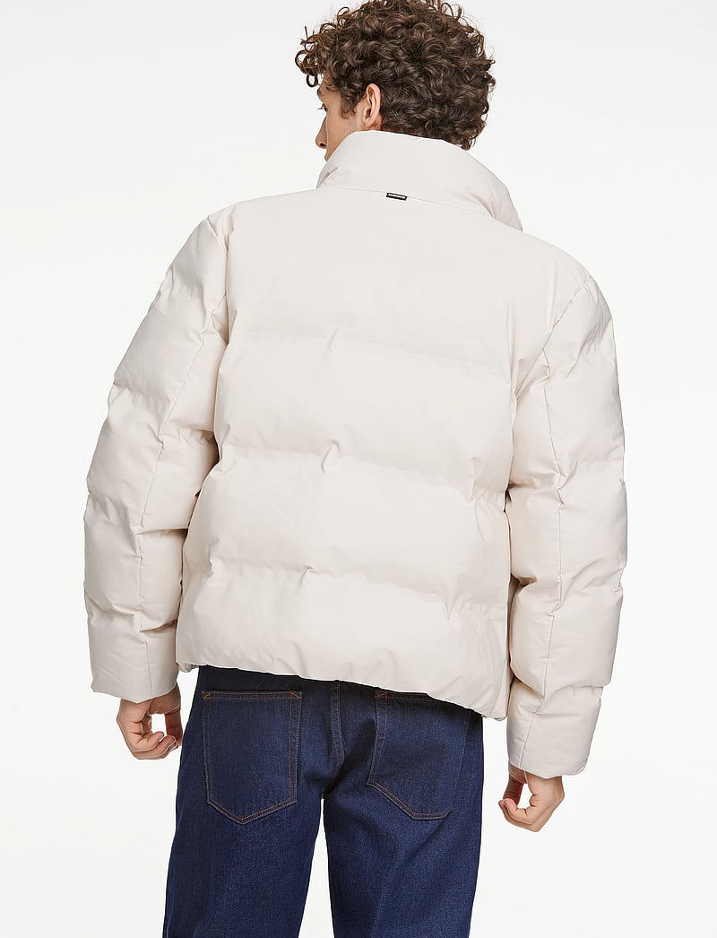 Lindbergh - Cropped seamless puffer jacket - winterjacken - off white - 3