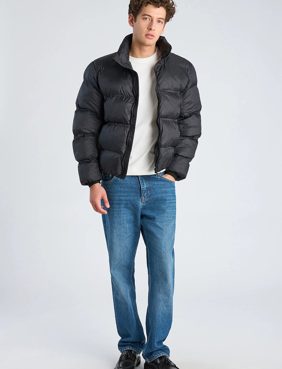 Lindbergh - Cropped seamless puffer jacket - fall jackets - black - 0