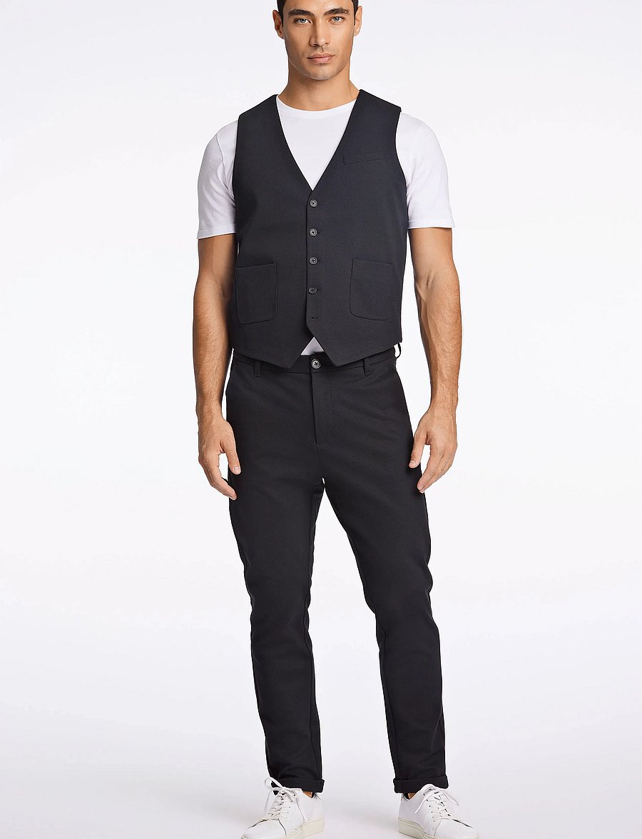 Lindbergh - Superflex knitted waistcoat - westen - black - 4