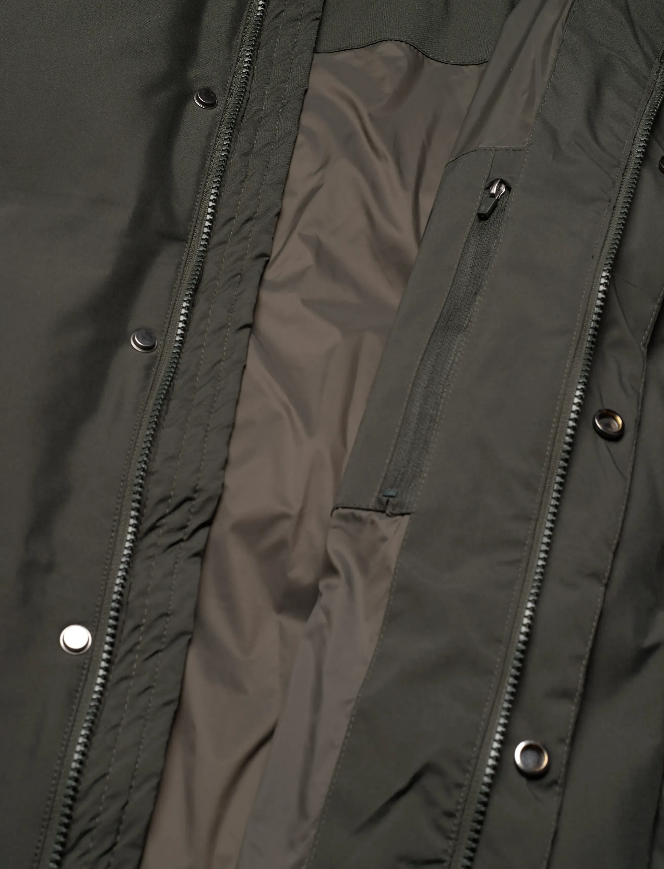 Lindbergh - Recycled padded coat - daunenjacken - deep army - 4