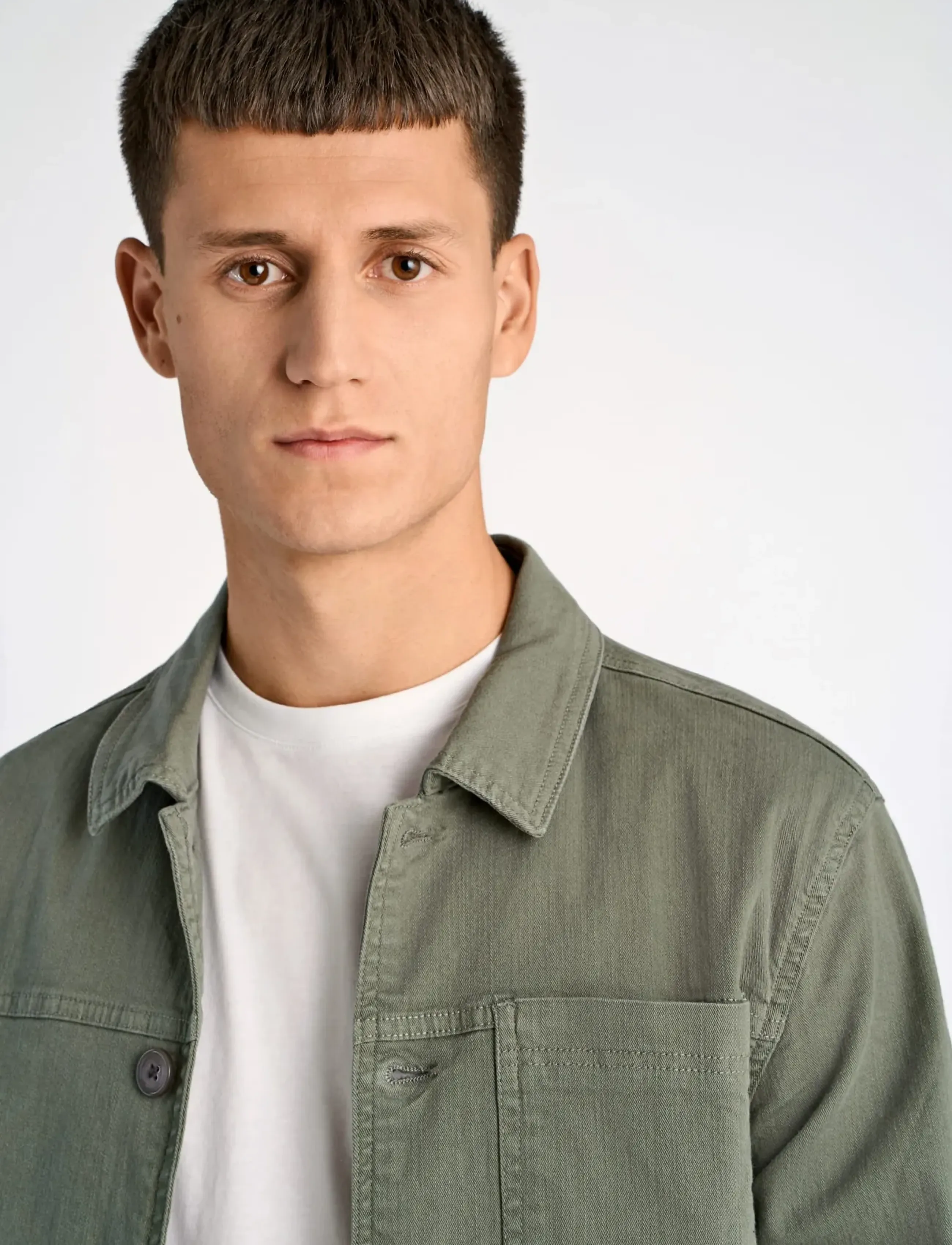Lindbergh - Cropped length overshirt - kevadjoped - army - 5