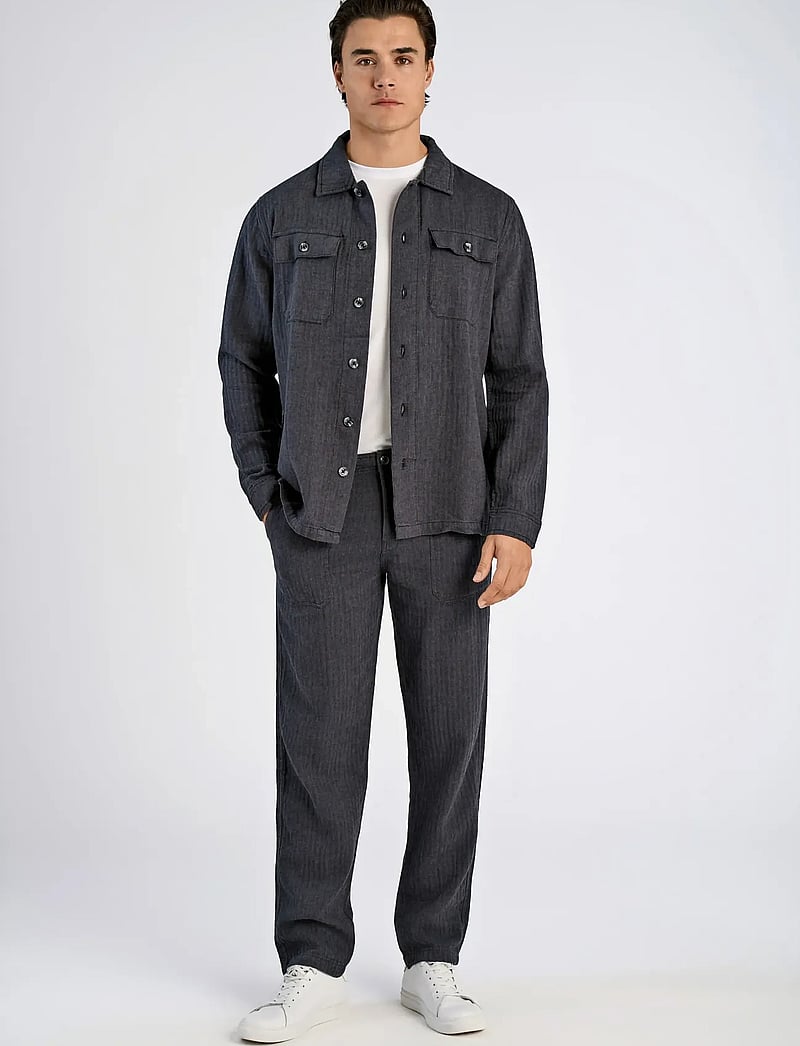 Lindbergh - Cotton linen overshirts L/S - kollektsioonid - black - 0
