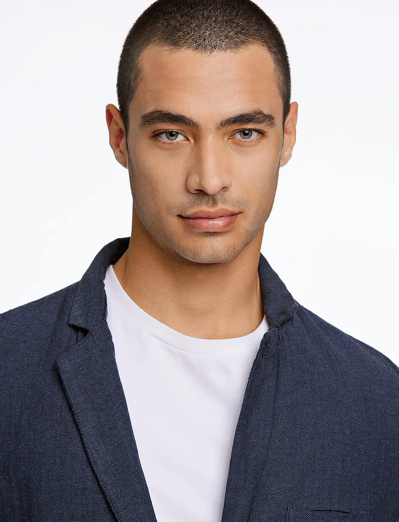 Lindbergh - Cotton linen blazer - marynarki jednorzędowe - navy - 5