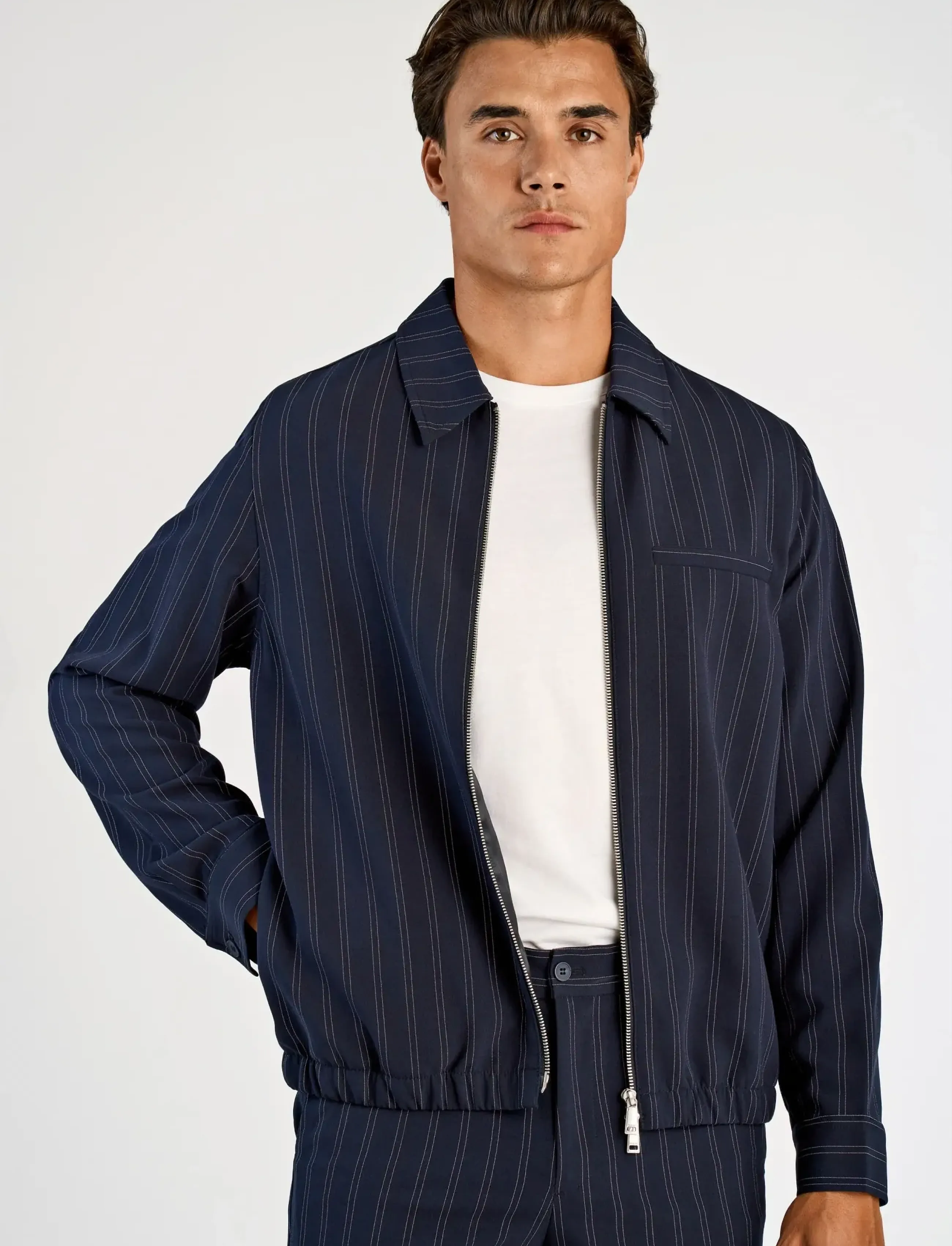 Lindbergh - Superflex pinstriped overshirt - mænd - navy - 3