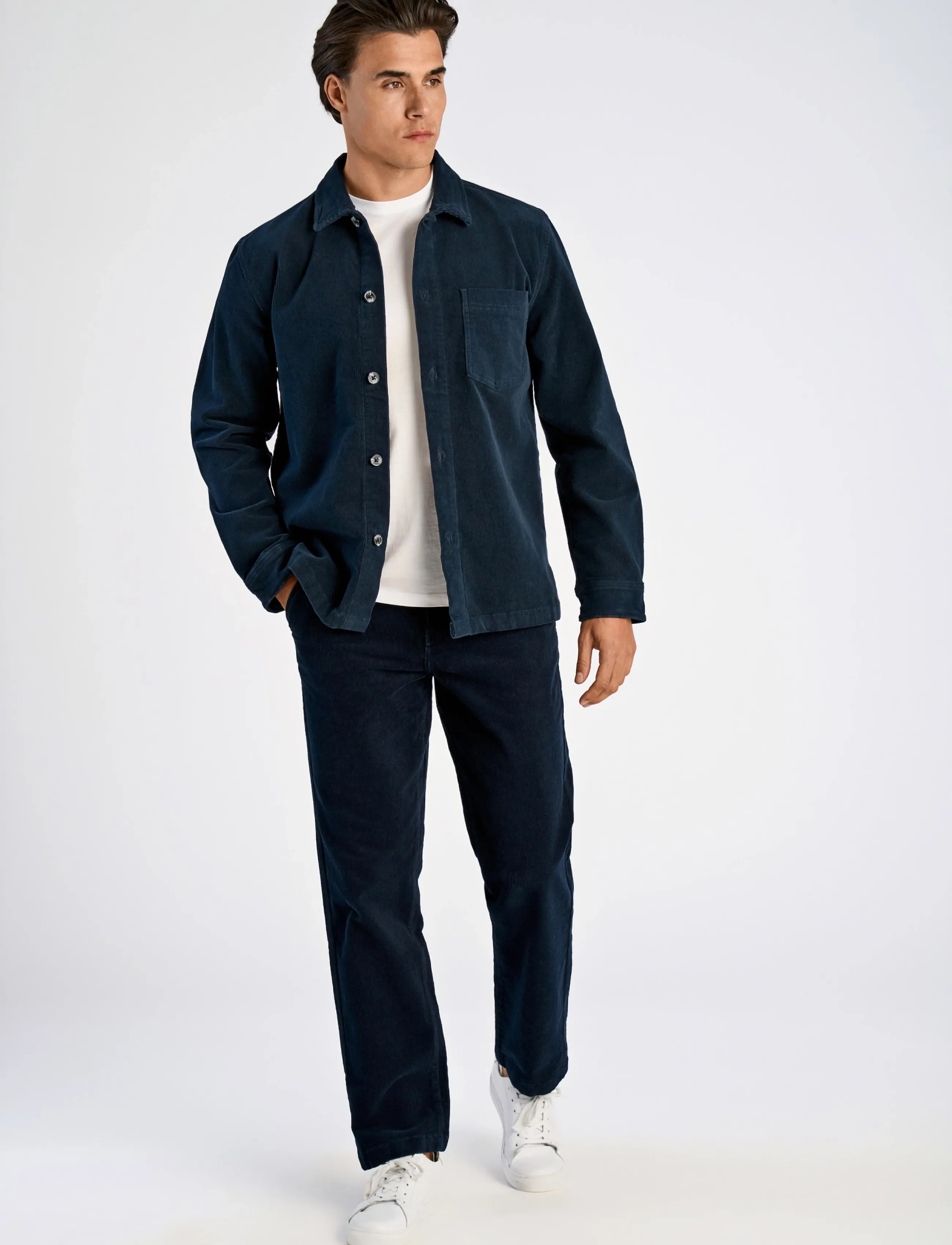 Lindbergh Superflex corduroy overshirt - Shirts - NAVY / navy