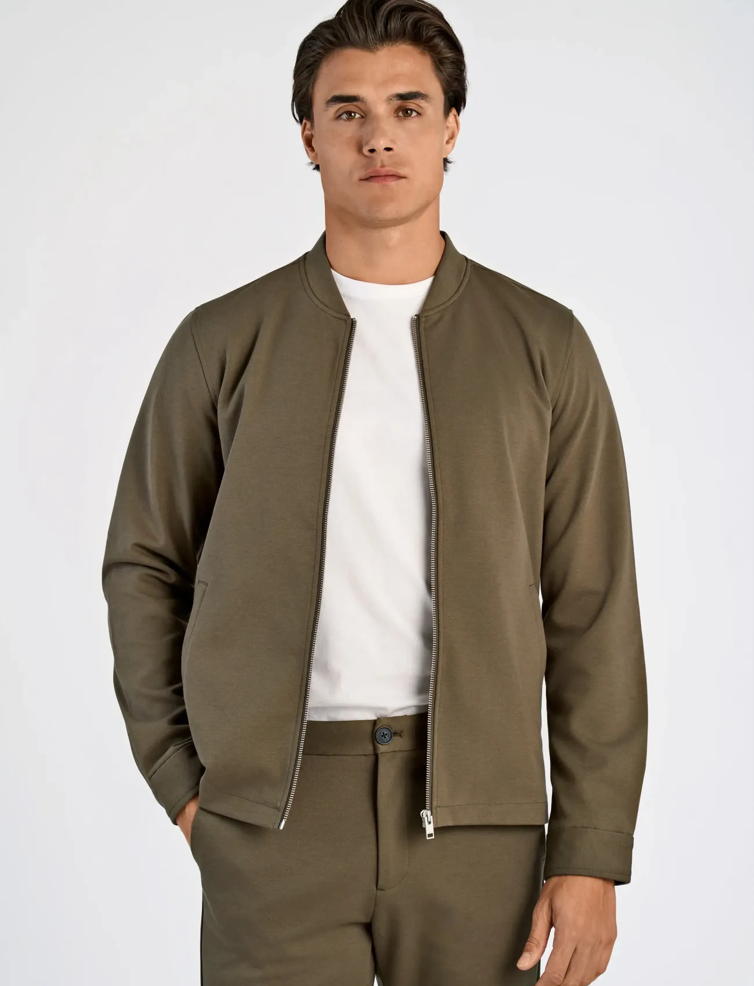 Lindbergh - Superflex overshirt - vacation essentials - true army - 3